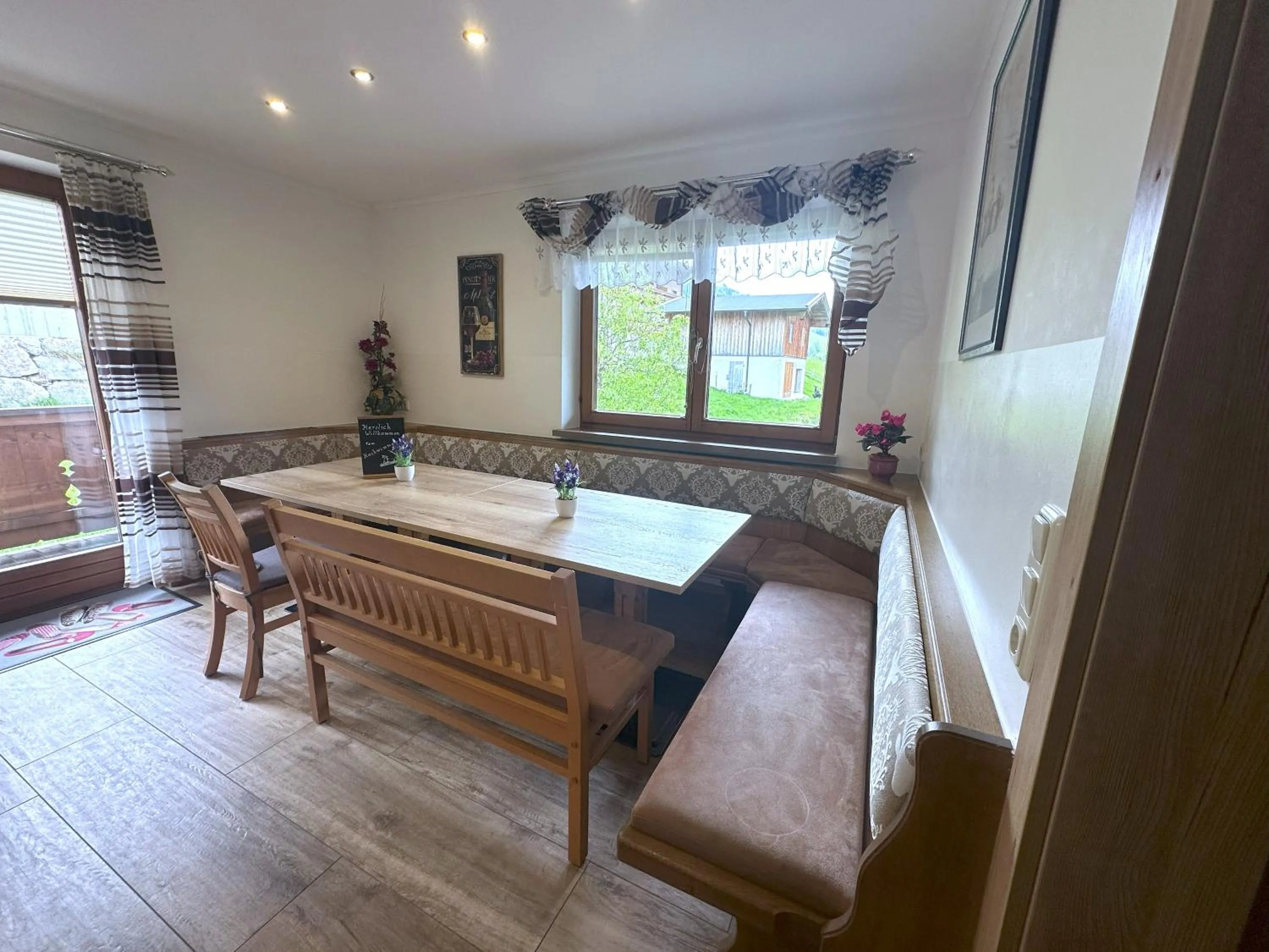 Dining area in Landhuis Bartolot