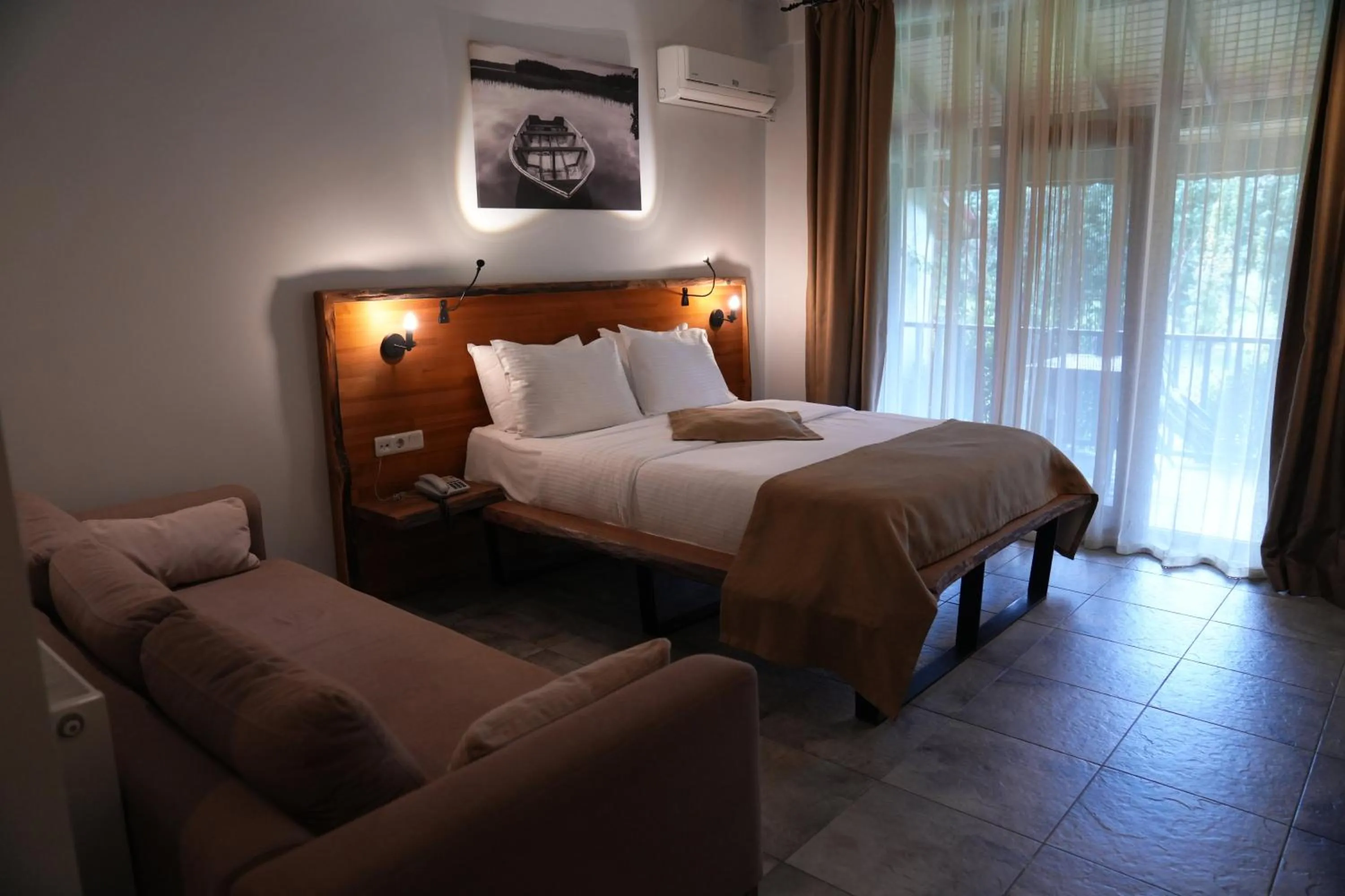 Bed in Cevizdibi Hotel