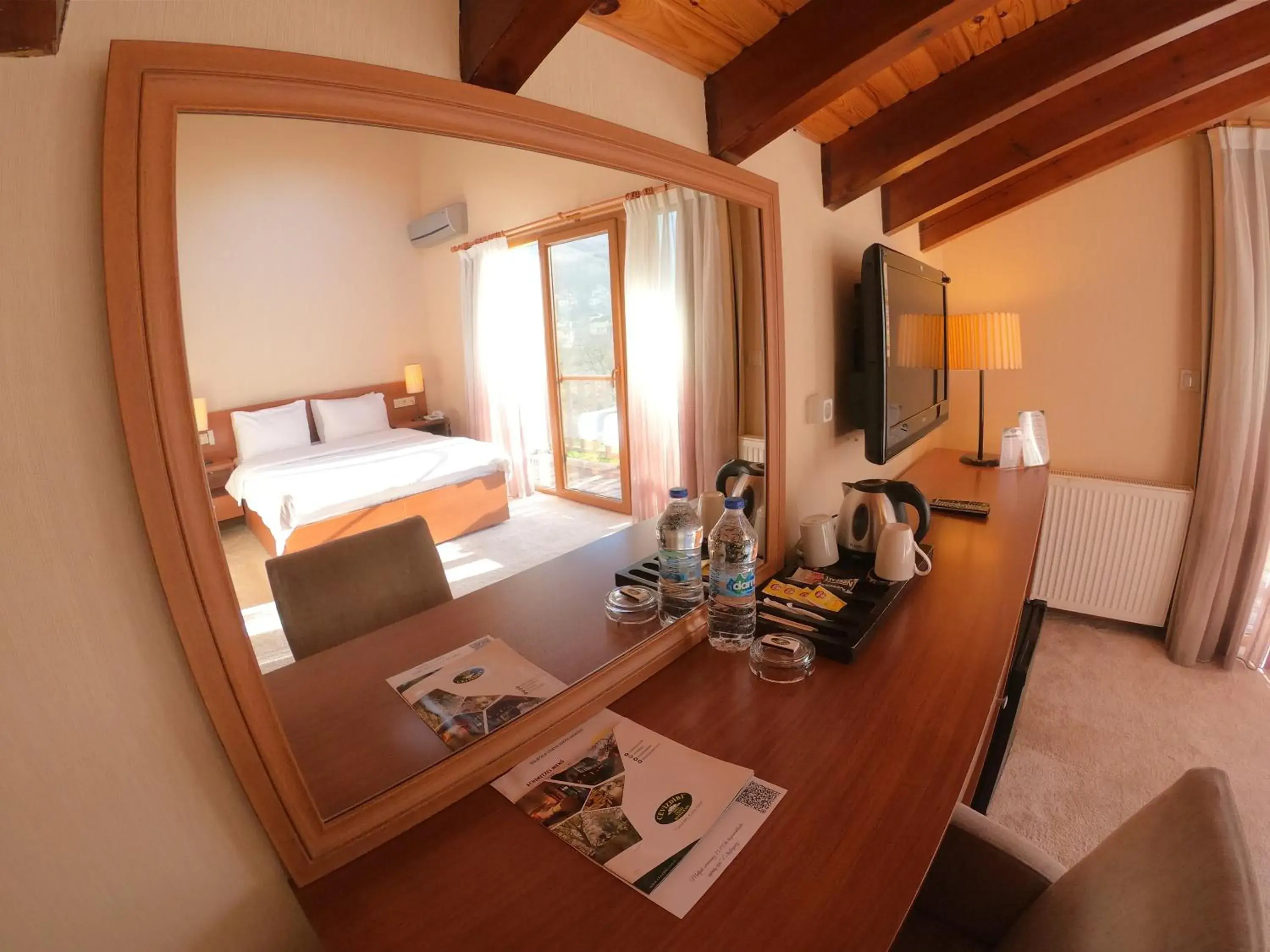 Deluxe Double Room in Cevizdibi Hotel Deluxe Double Room in Cevizdibi Hotel