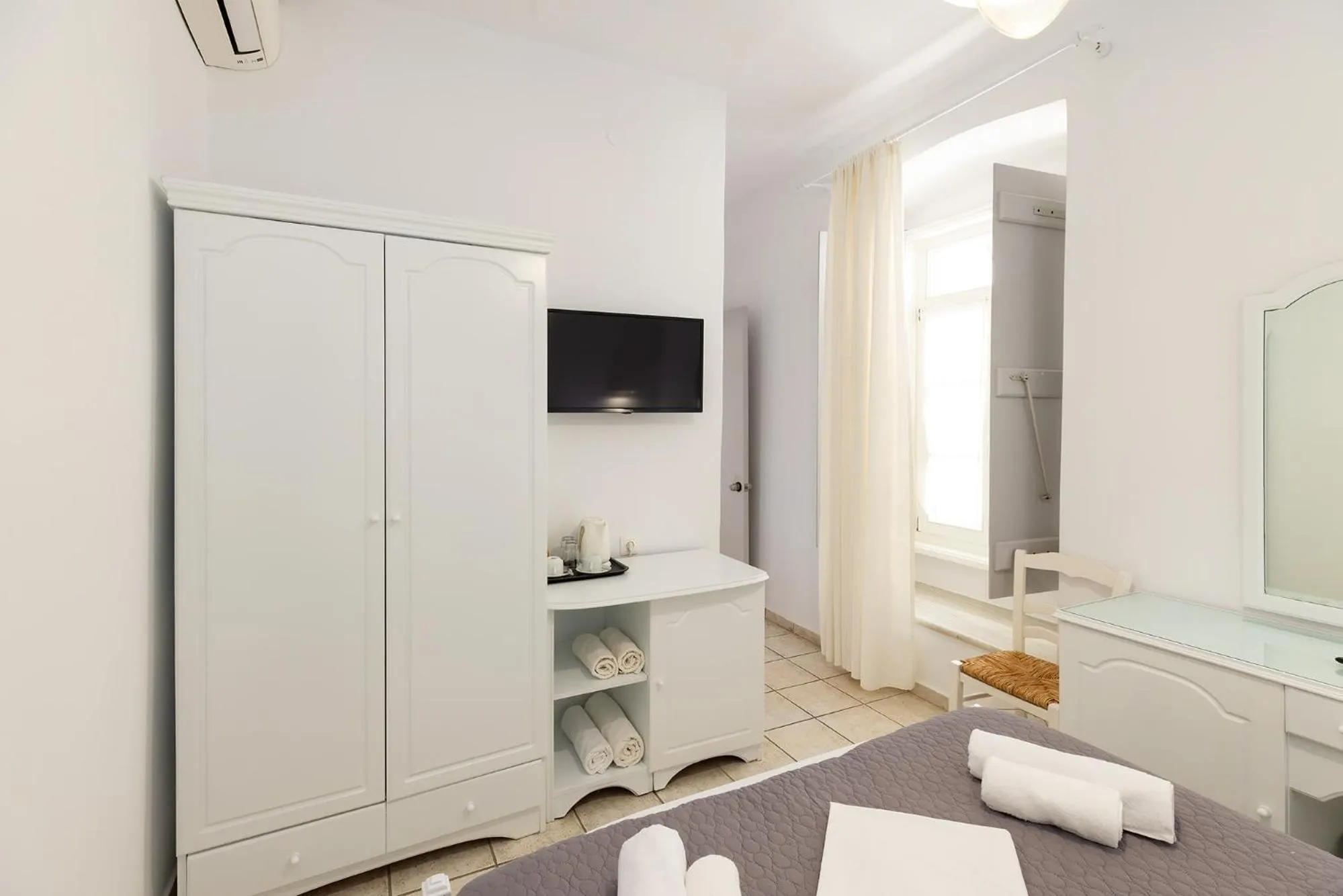 Bedroom, Bed in Achilleas Pension