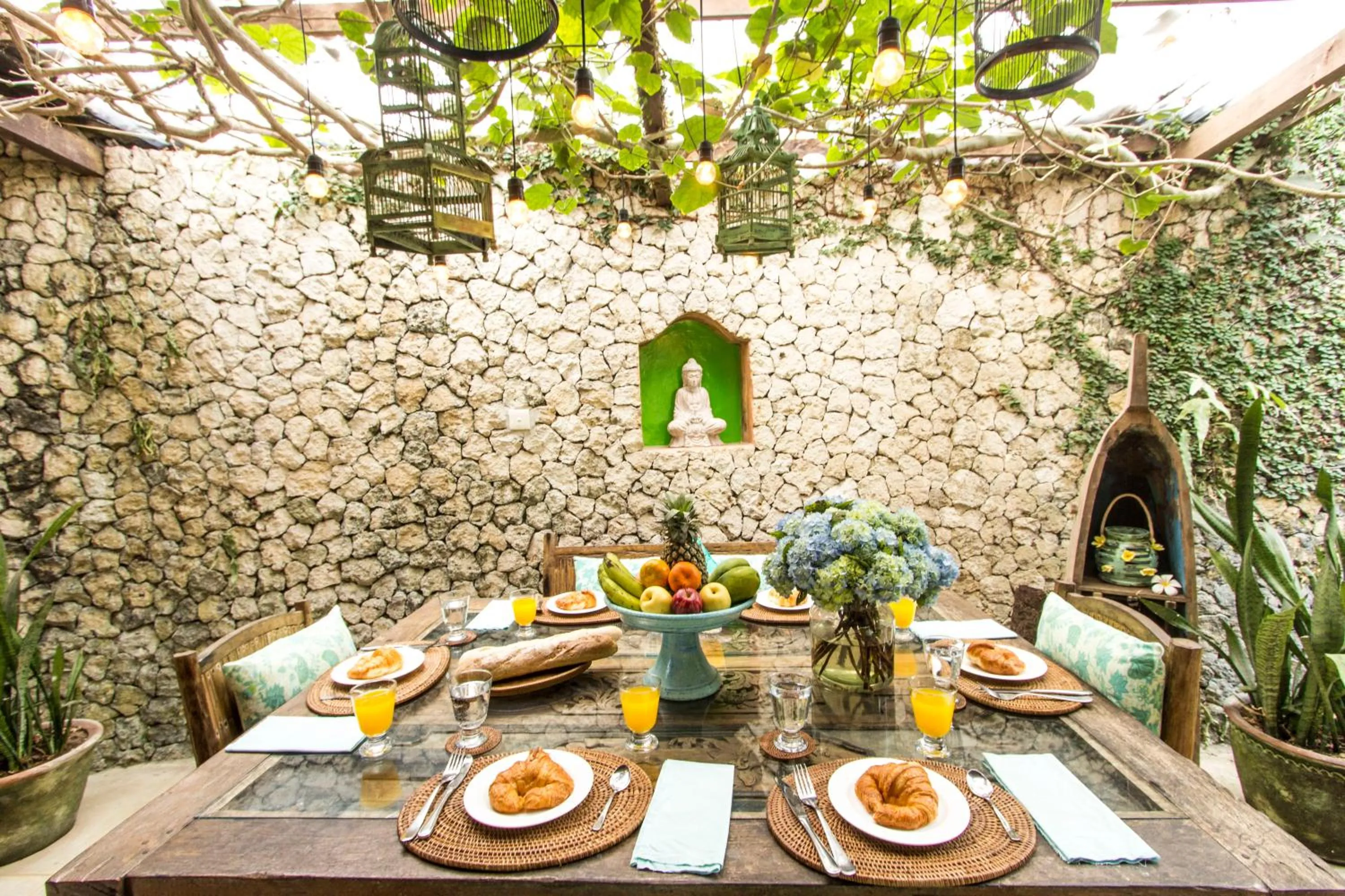 Day in Villa Jeruk II 2 Bedrooms Umalas Canggu