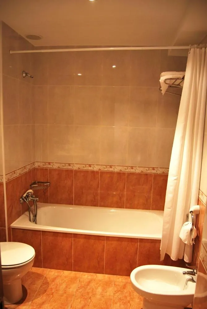 Bathroom in Hotel Plaza