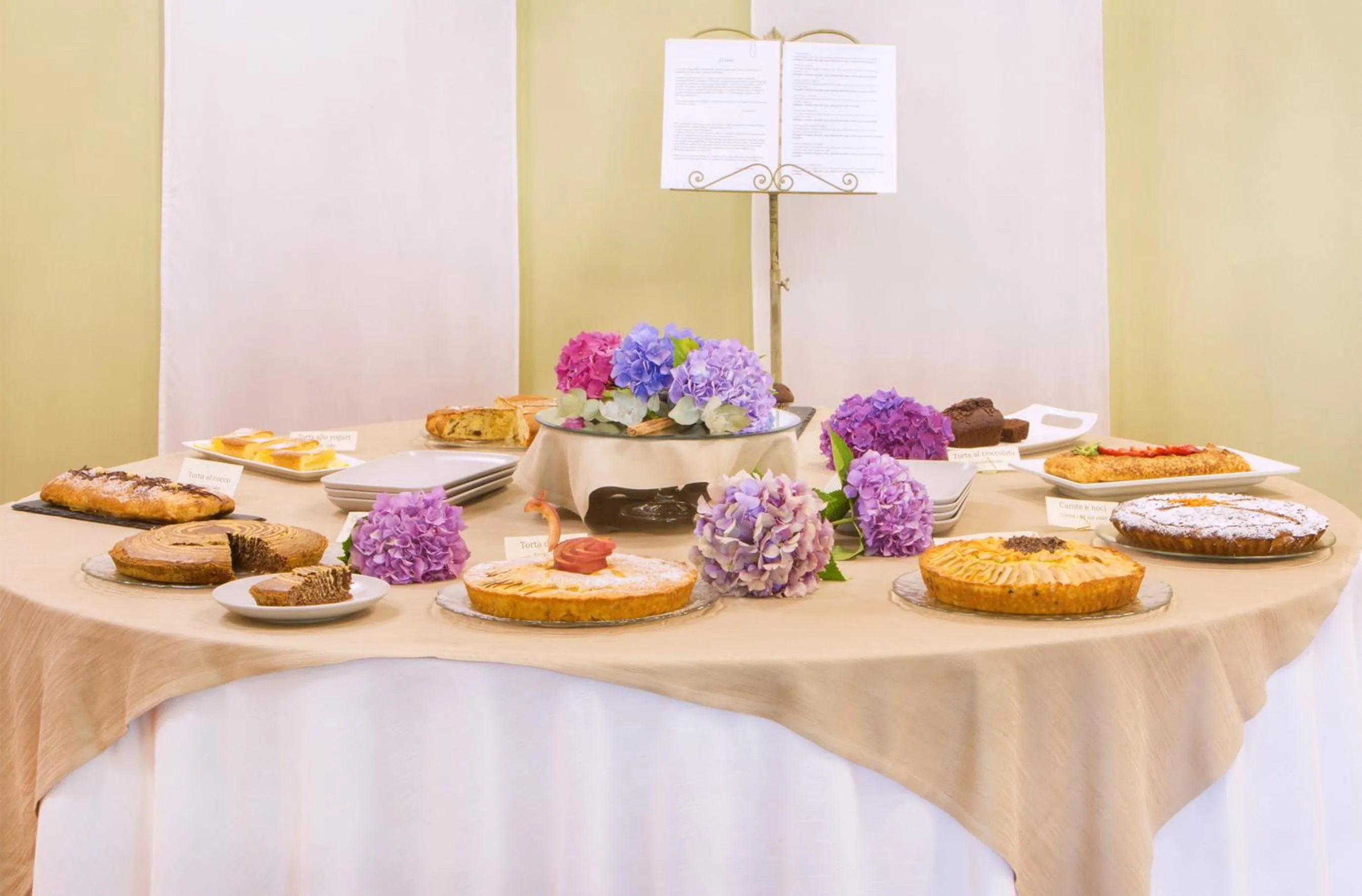 Breakfast in Cà Del Moro Resort & SPA