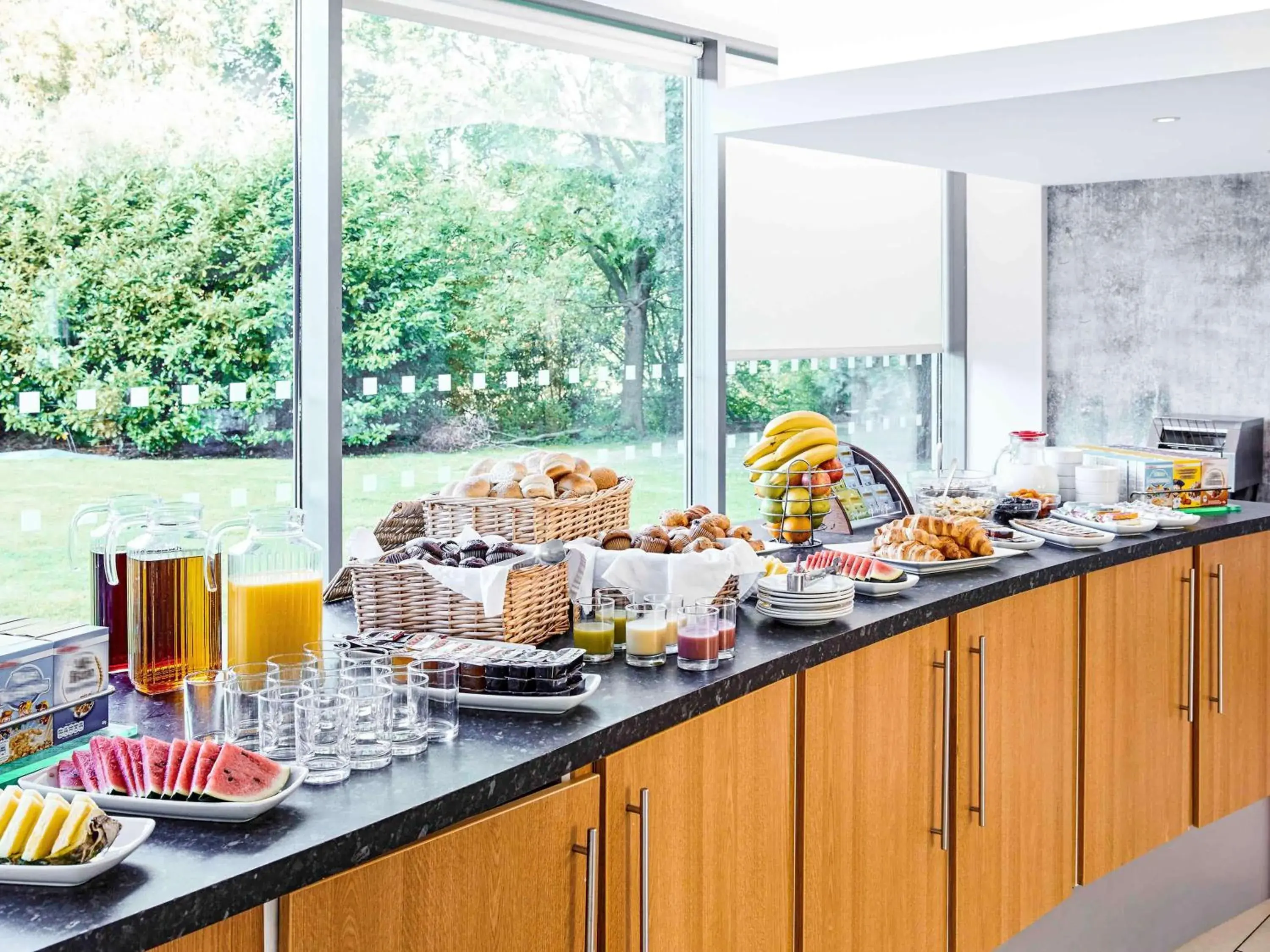 Restaurant/places to eat in ibis Styles Crewe Restaurant/places to eat in ibis Styles Crewe