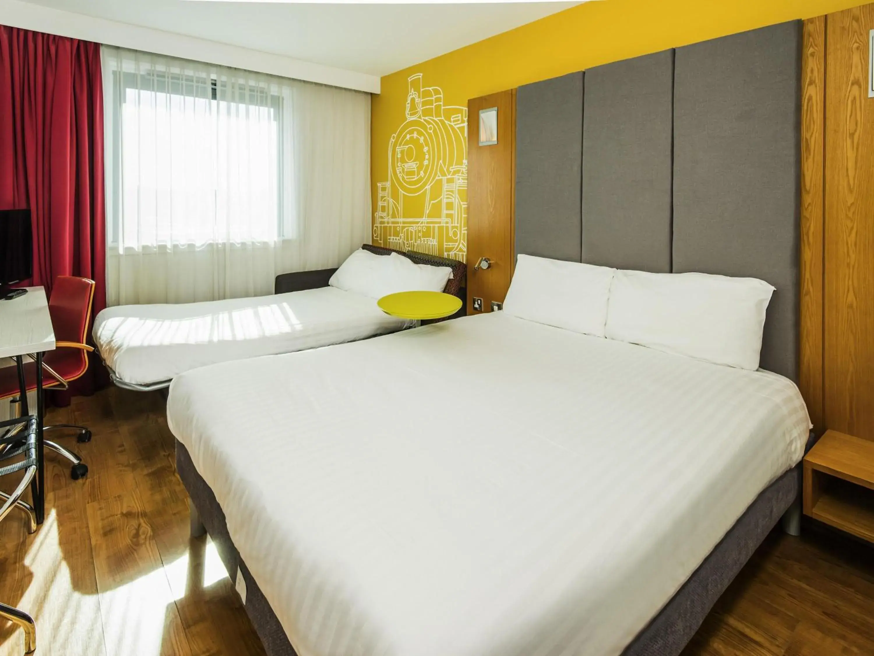 Bedroom, Bed in ibis Styles Crewe Bedroom, Bed in ibis Styles Crewe