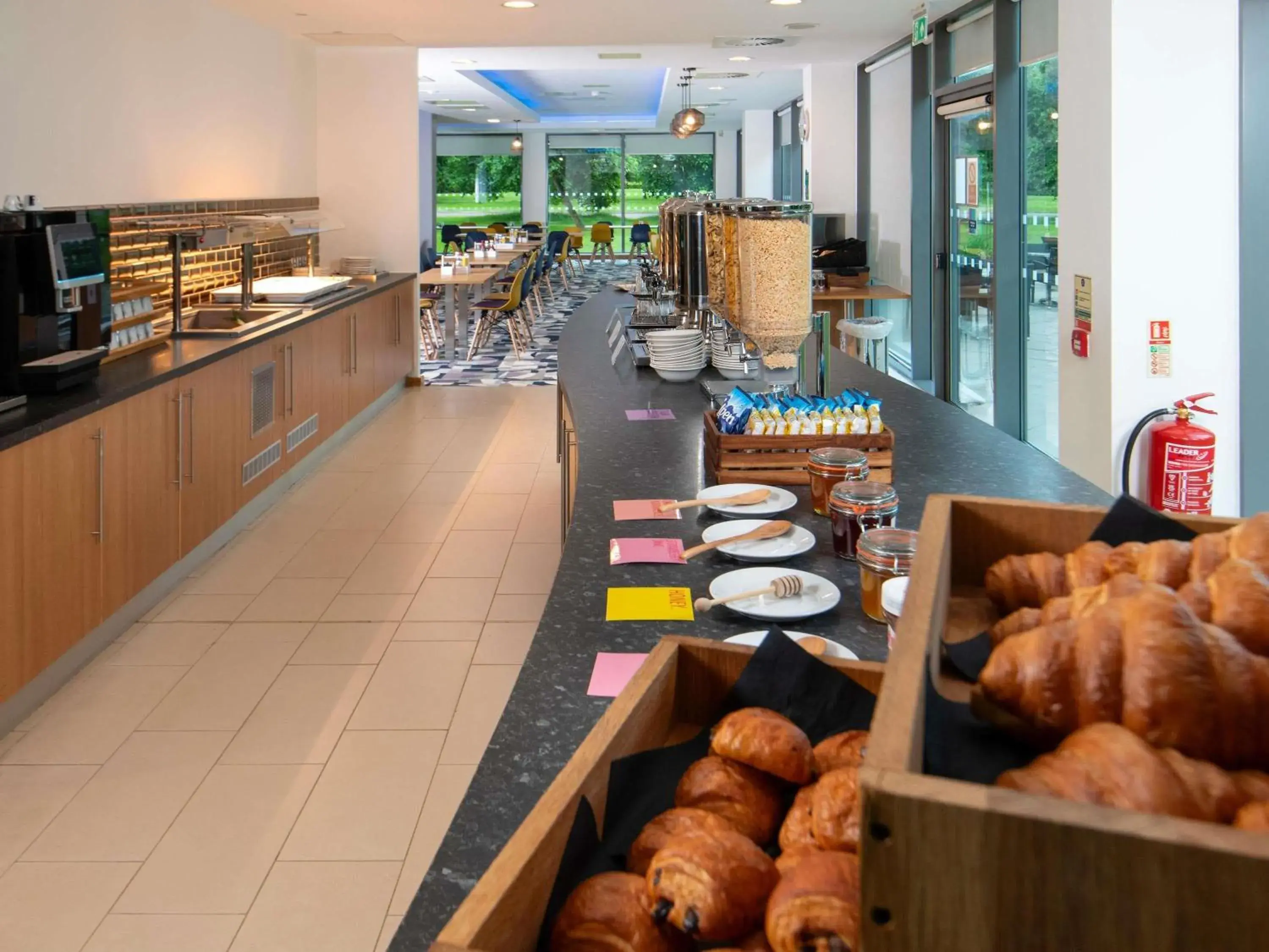 Restaurant/places to eat in ibis Styles Crewe Restaurant/places to eat in ibis Styles Crewe