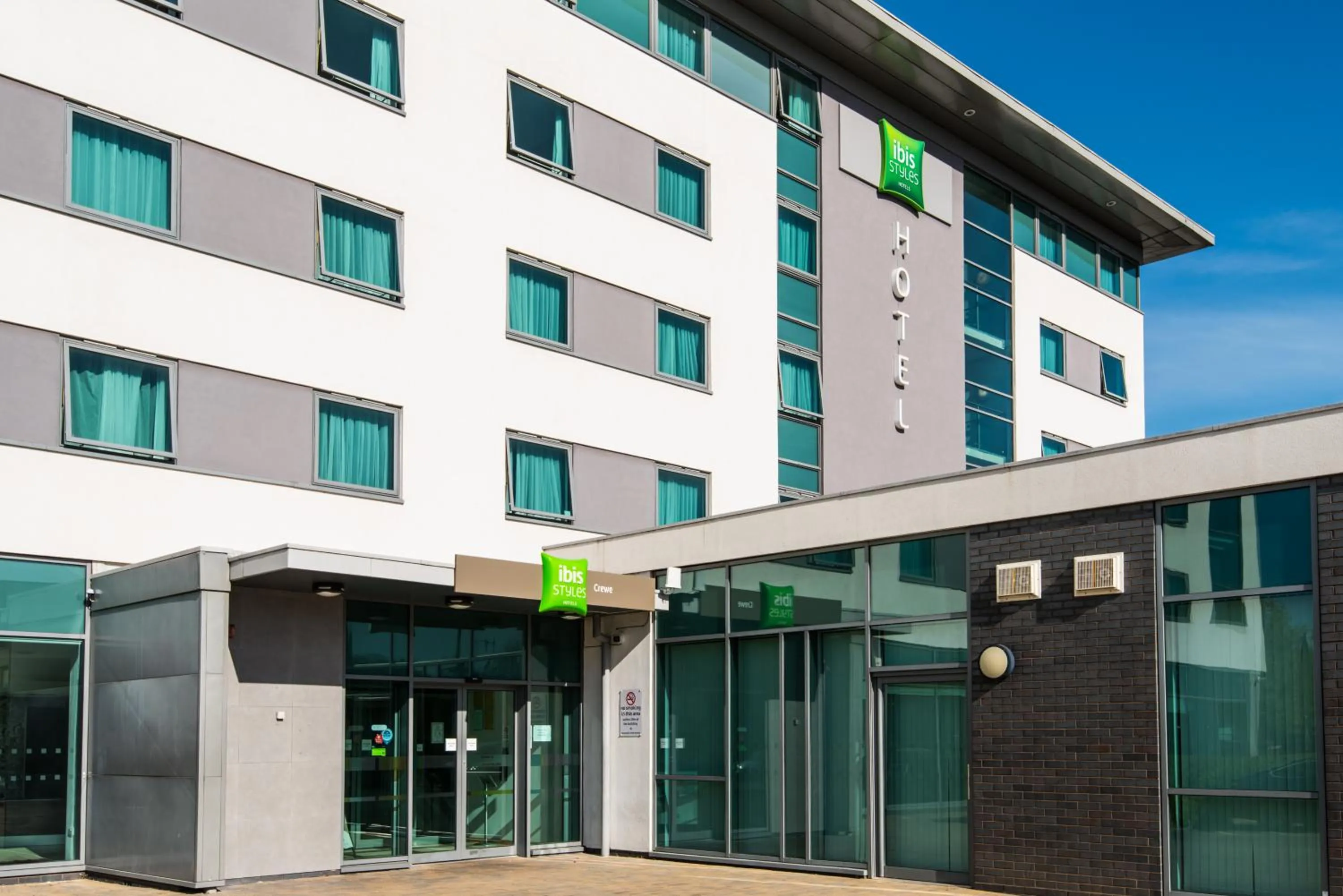 Property building in ibis Styles Crewe
