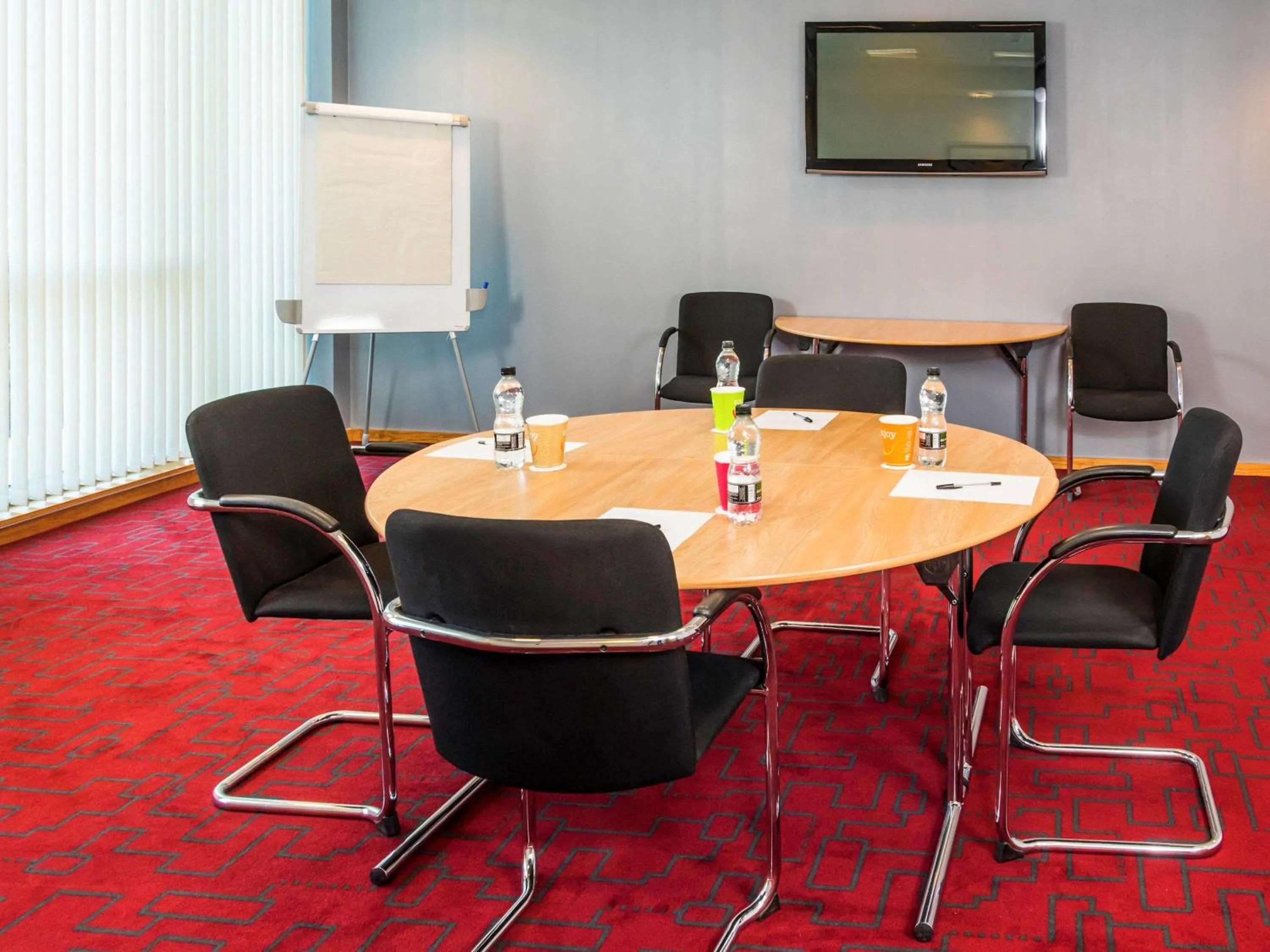 Property building in ibis Styles Crewe