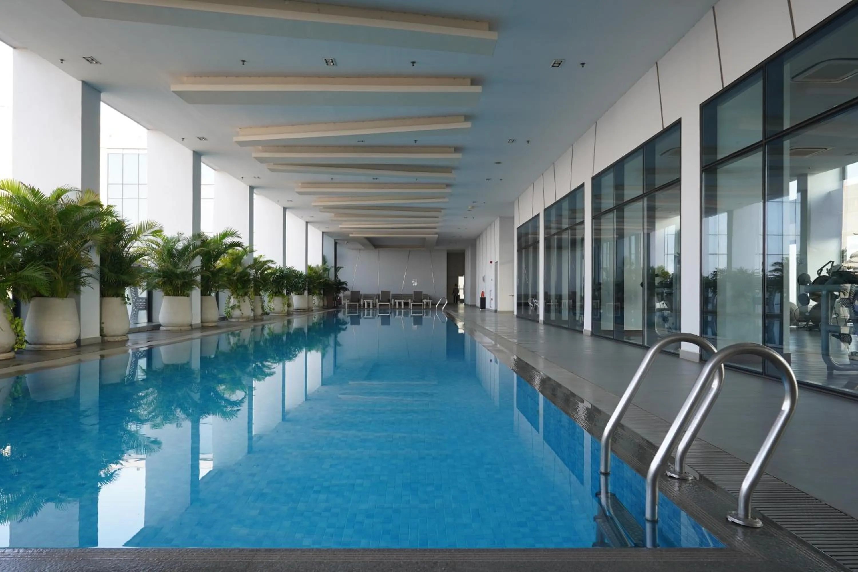 Swimming pool in The Snowbell Hotel