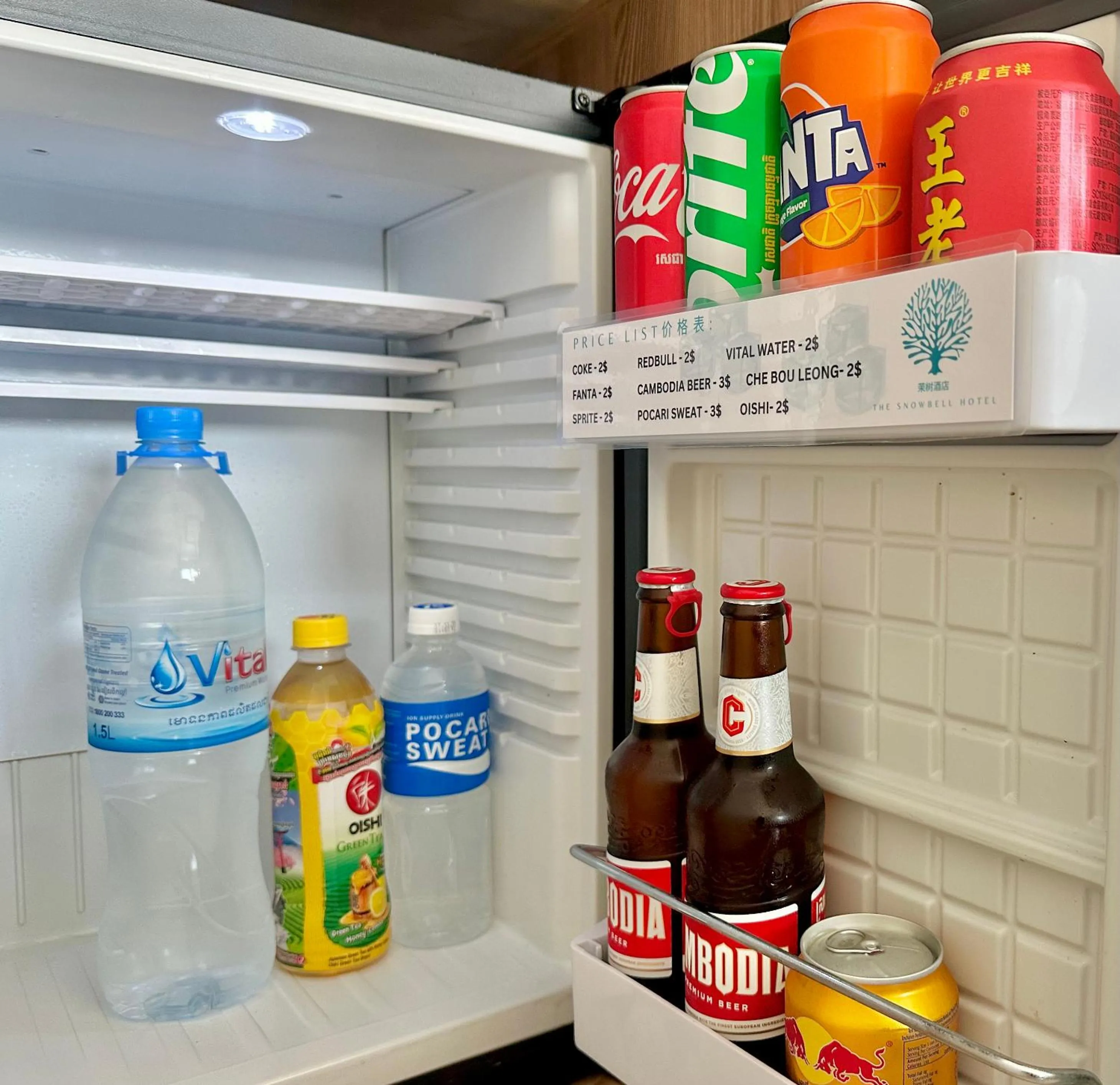 Drinks in The Snowbell Hotel