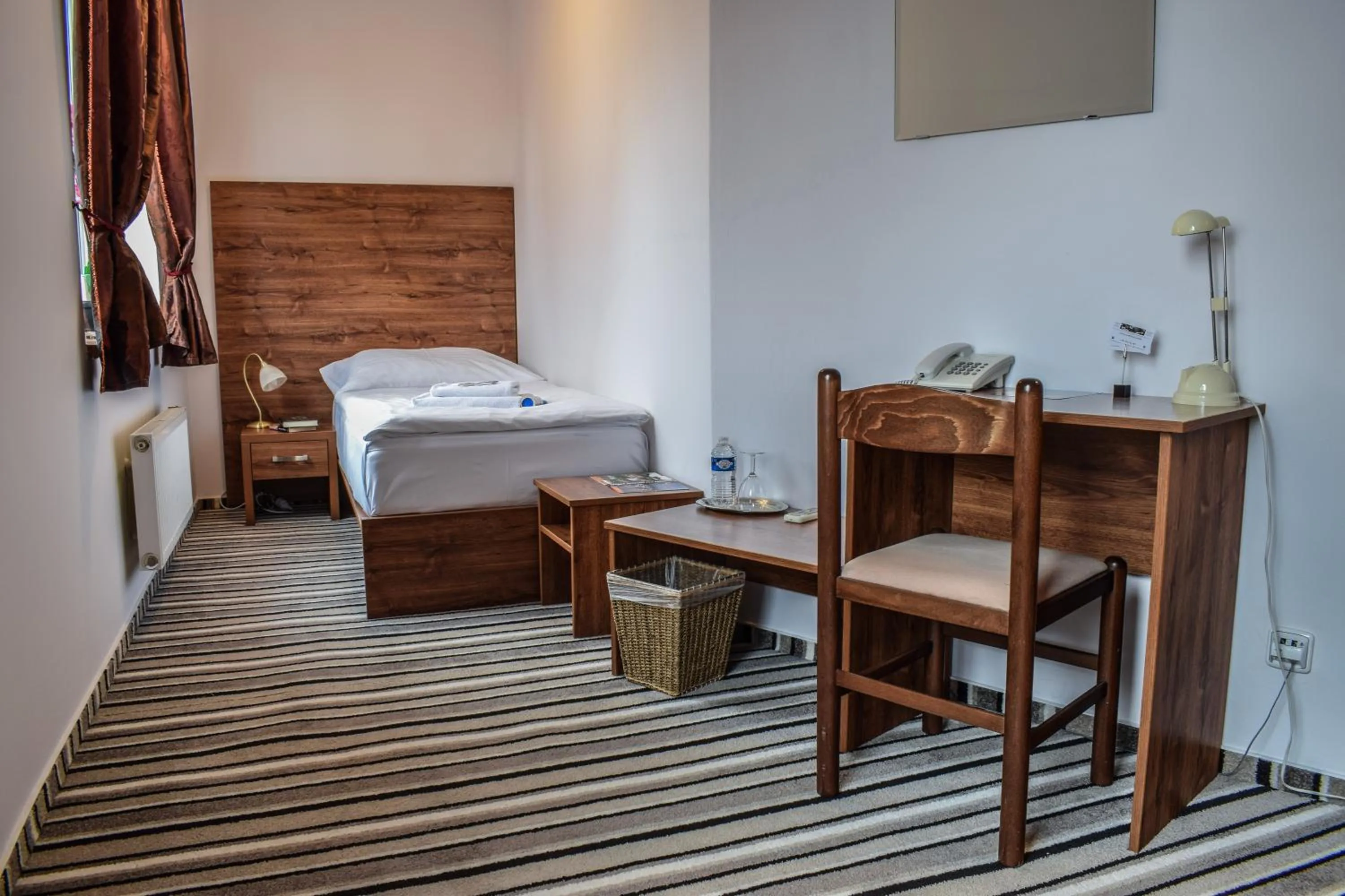 Bed in Hotel La Rosa