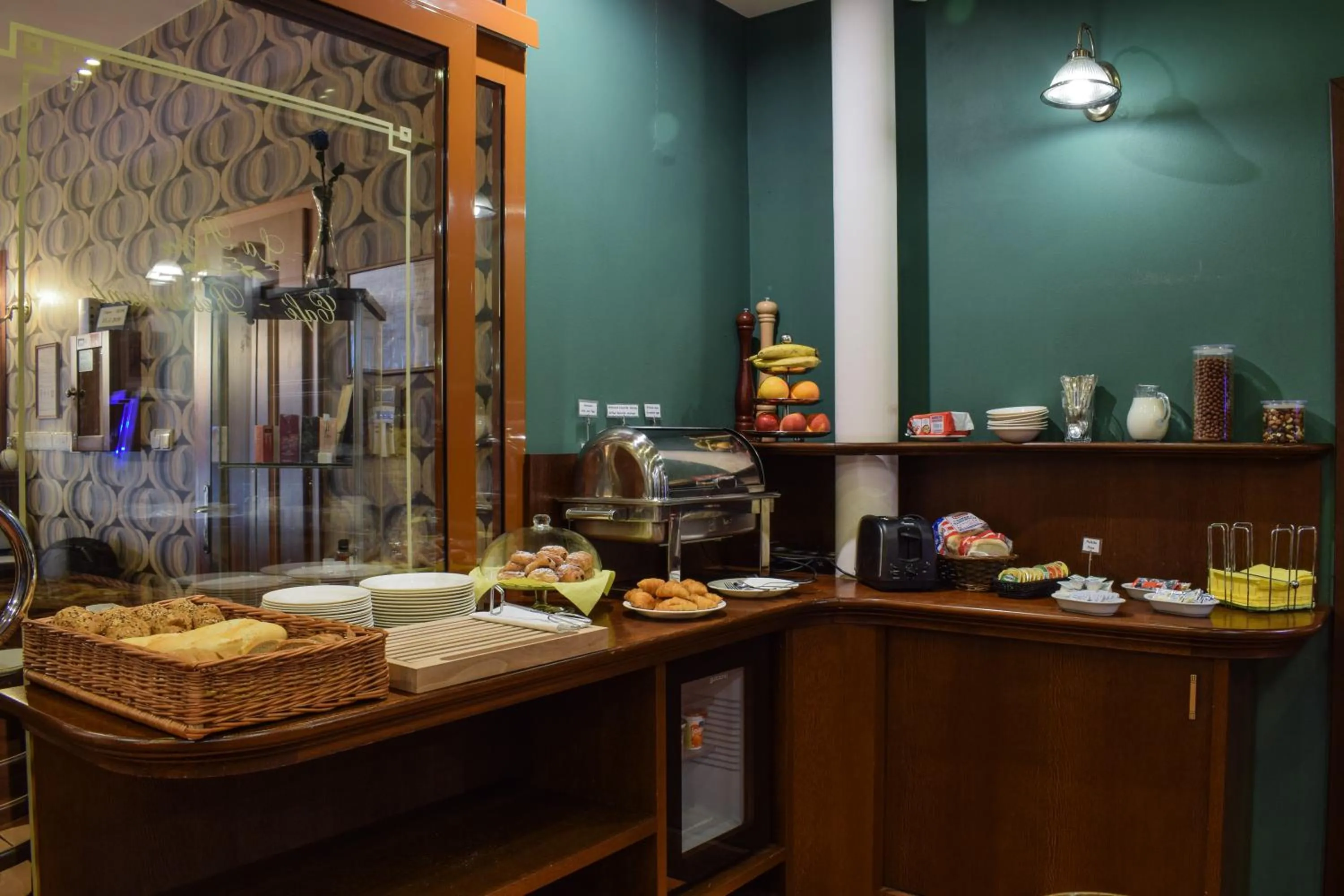 Breakfast in Hotel La Rosa