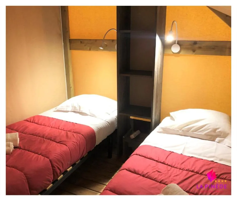 Bed in Camping La Pinède