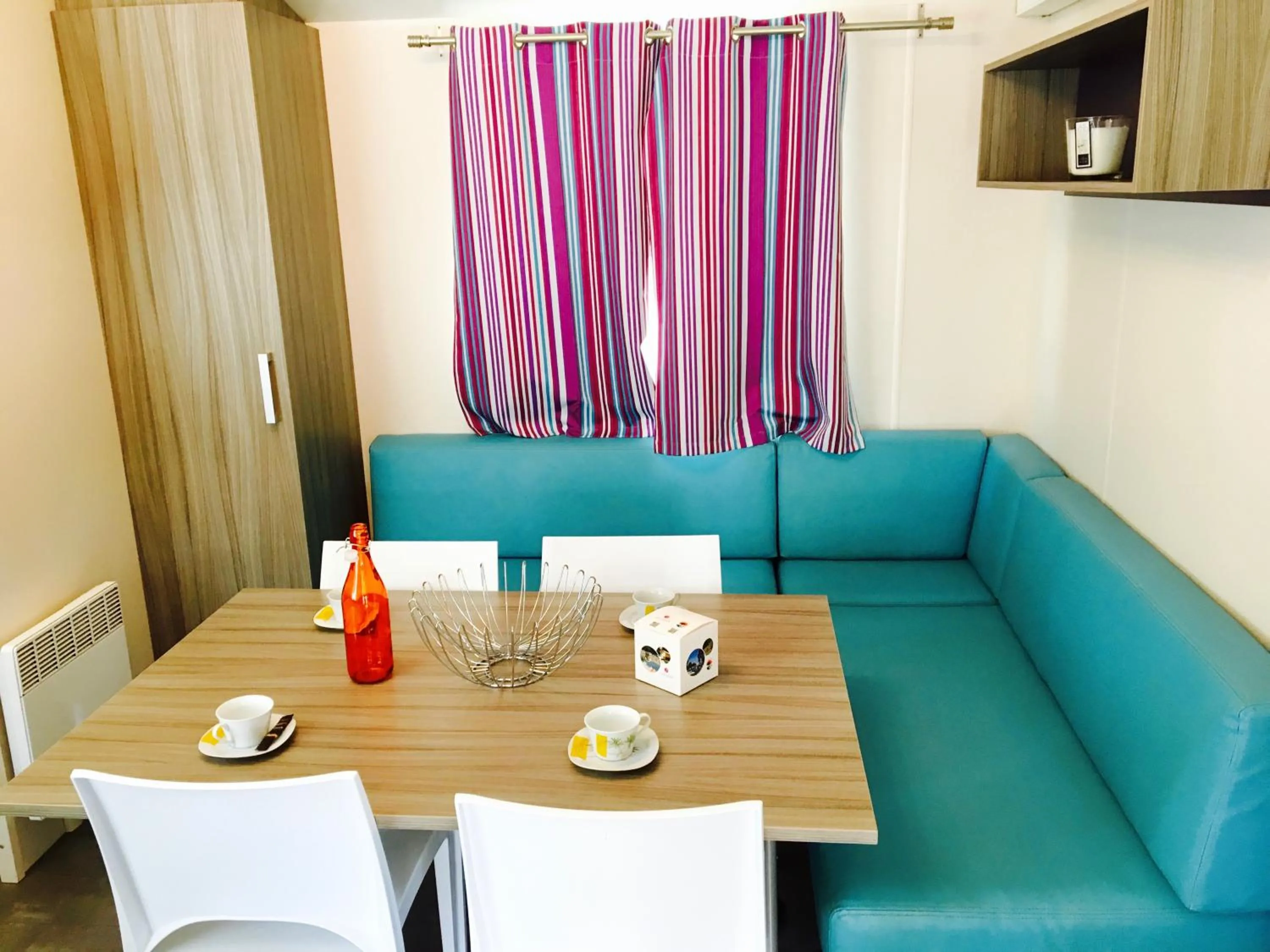 Dining area in Camping La Pinède