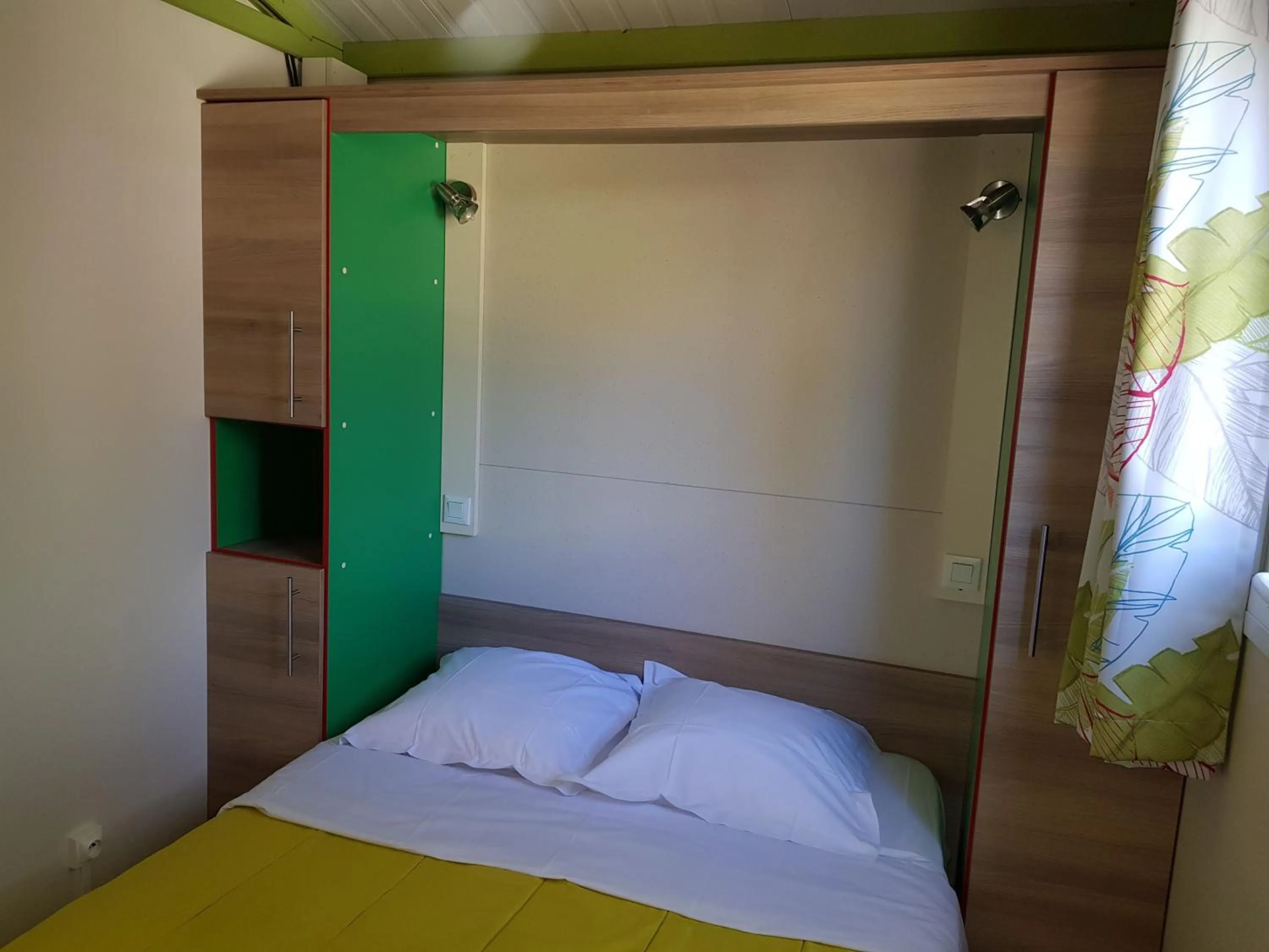 Bedroom, Bed in Camping La Pinède