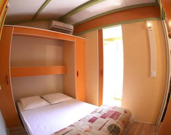 Photo of the whole room, Bed in Camping La Pinède