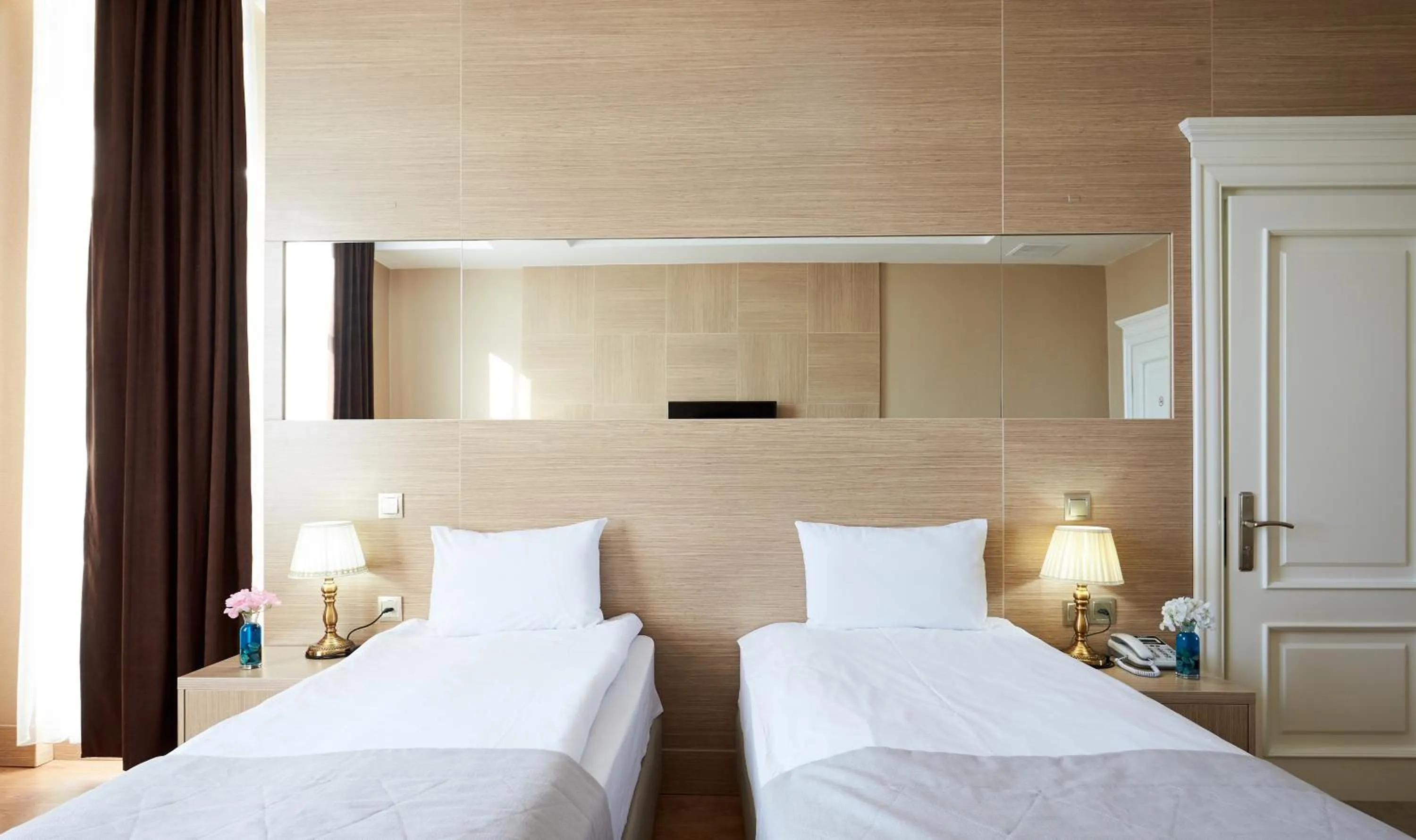 Bedroom, Bed in NOBEL Hotel