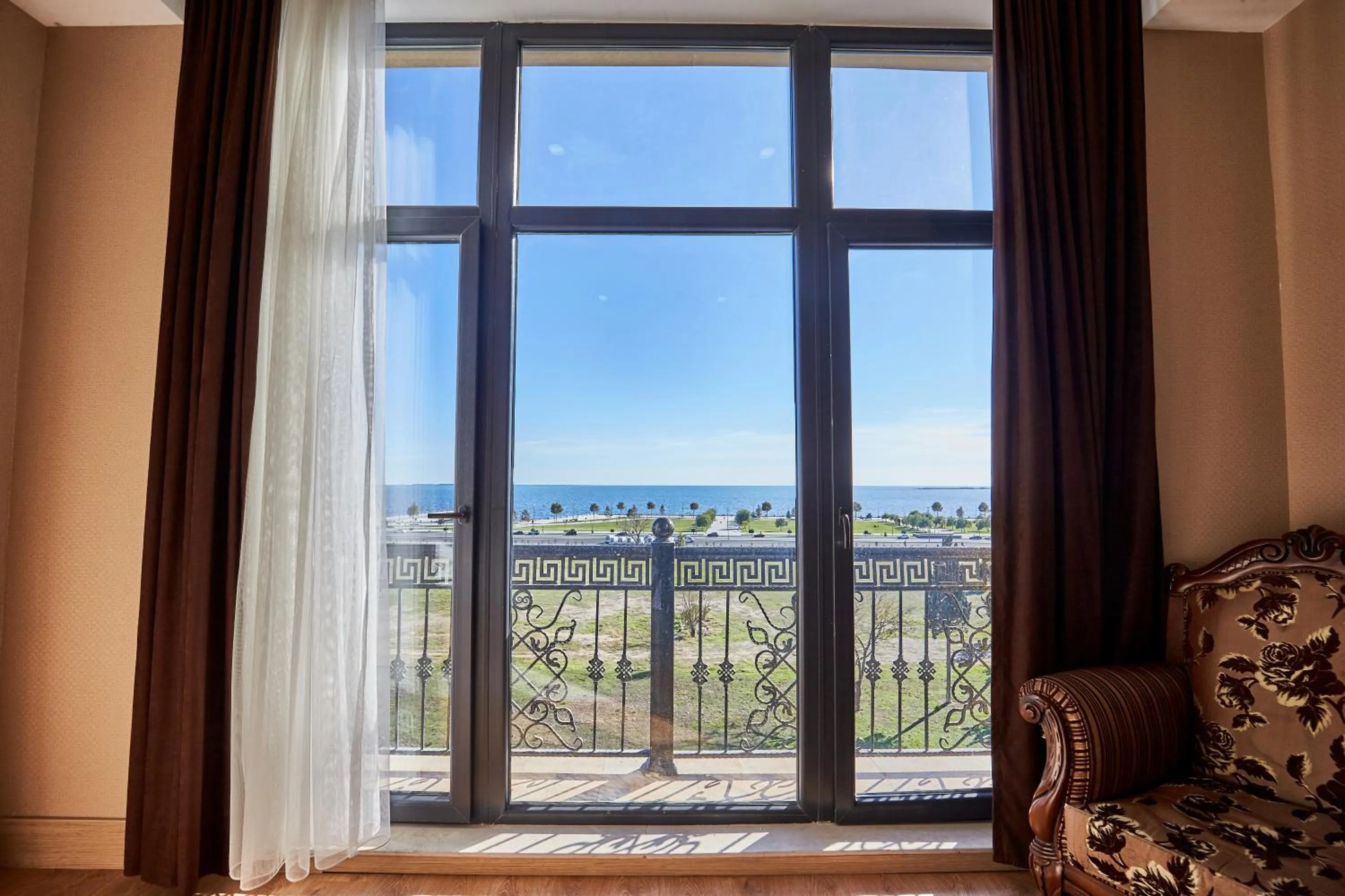Bedroom in NOBEL Hotel