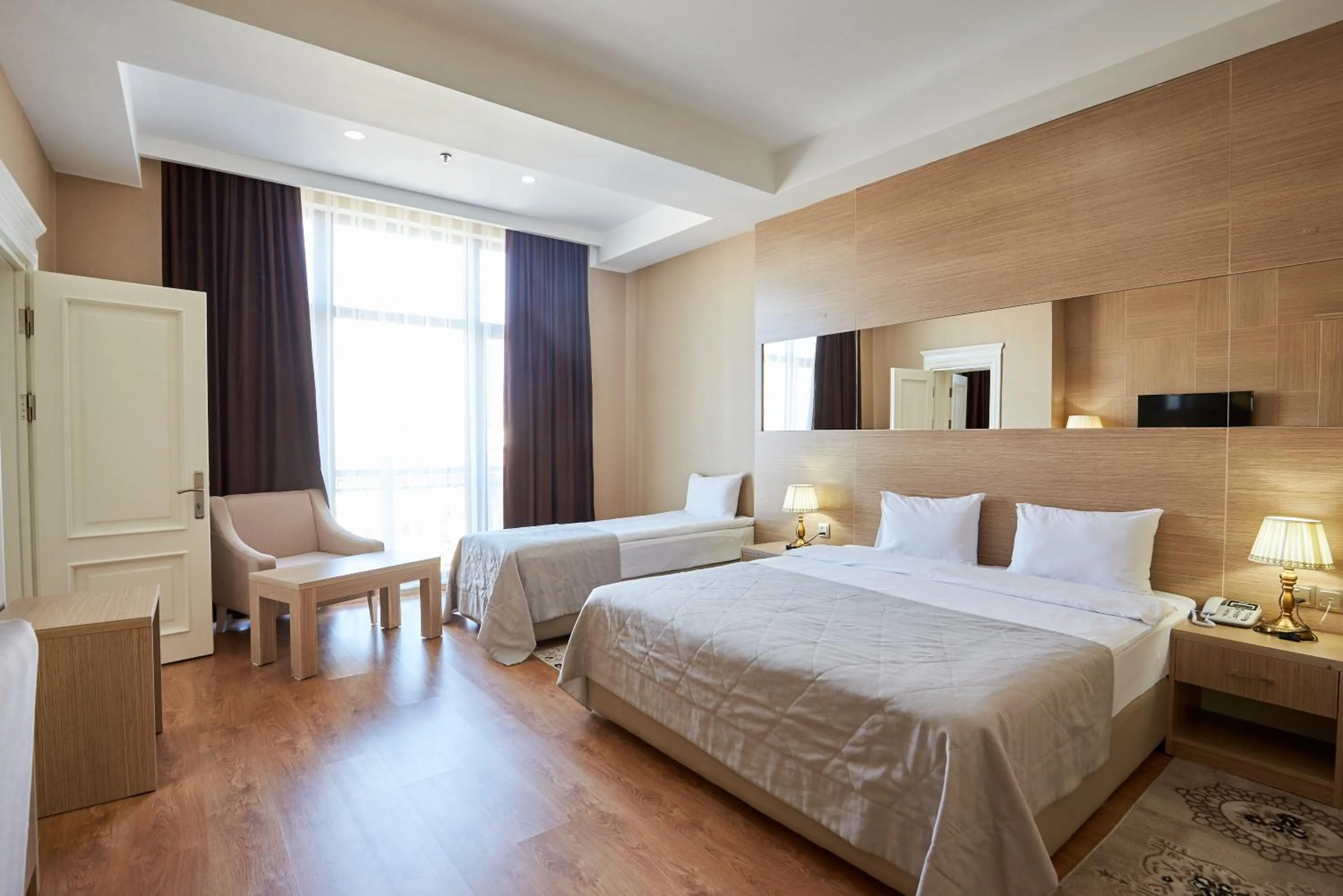 Bedroom, Bed in NOBEL Hotel