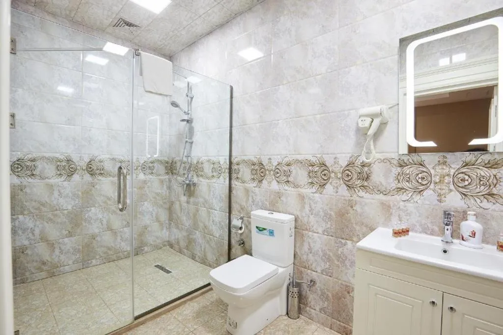 Bathroom in NOBEL Hotel