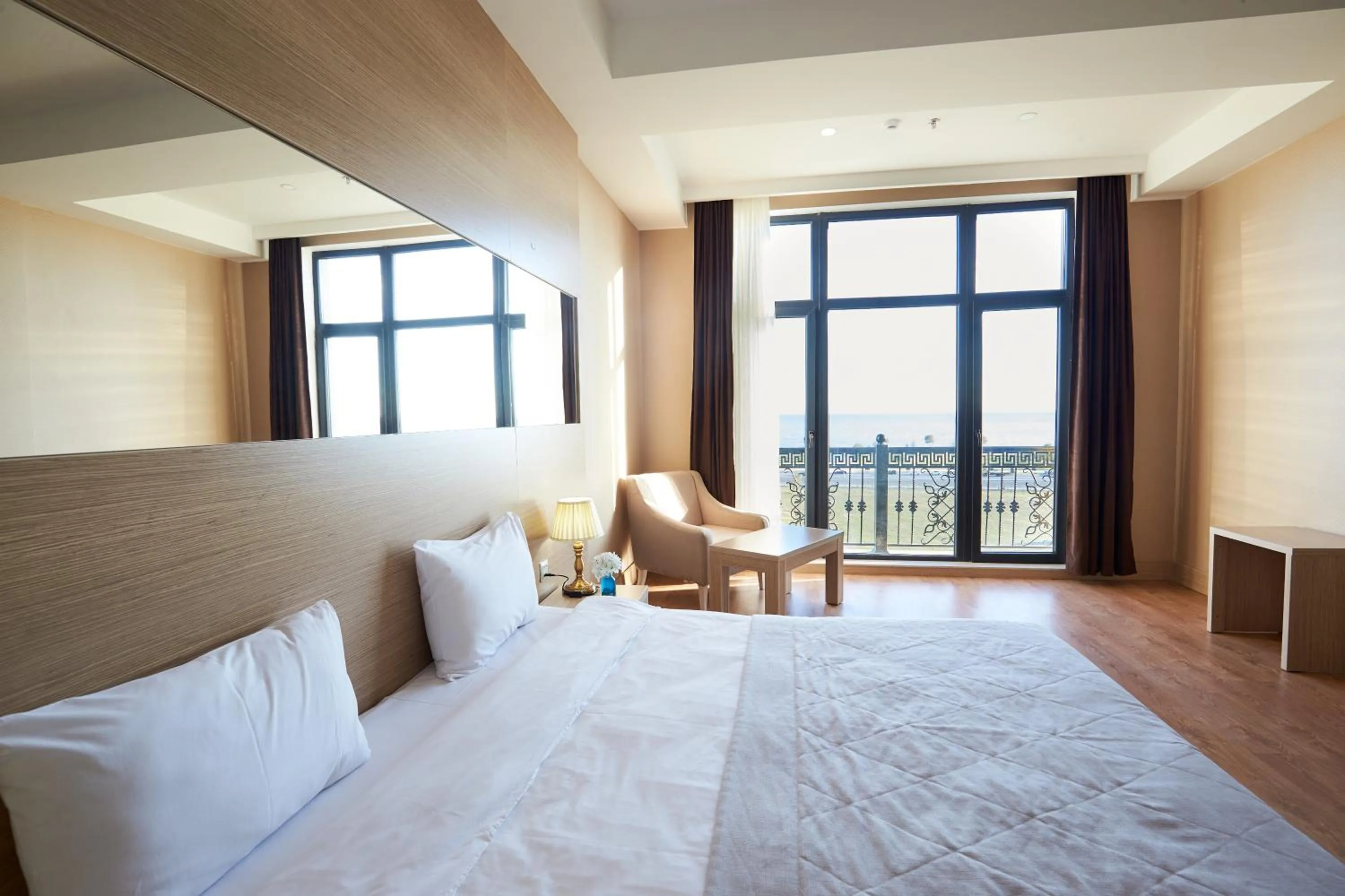 Bedroom, Bed in NOBEL Hotel