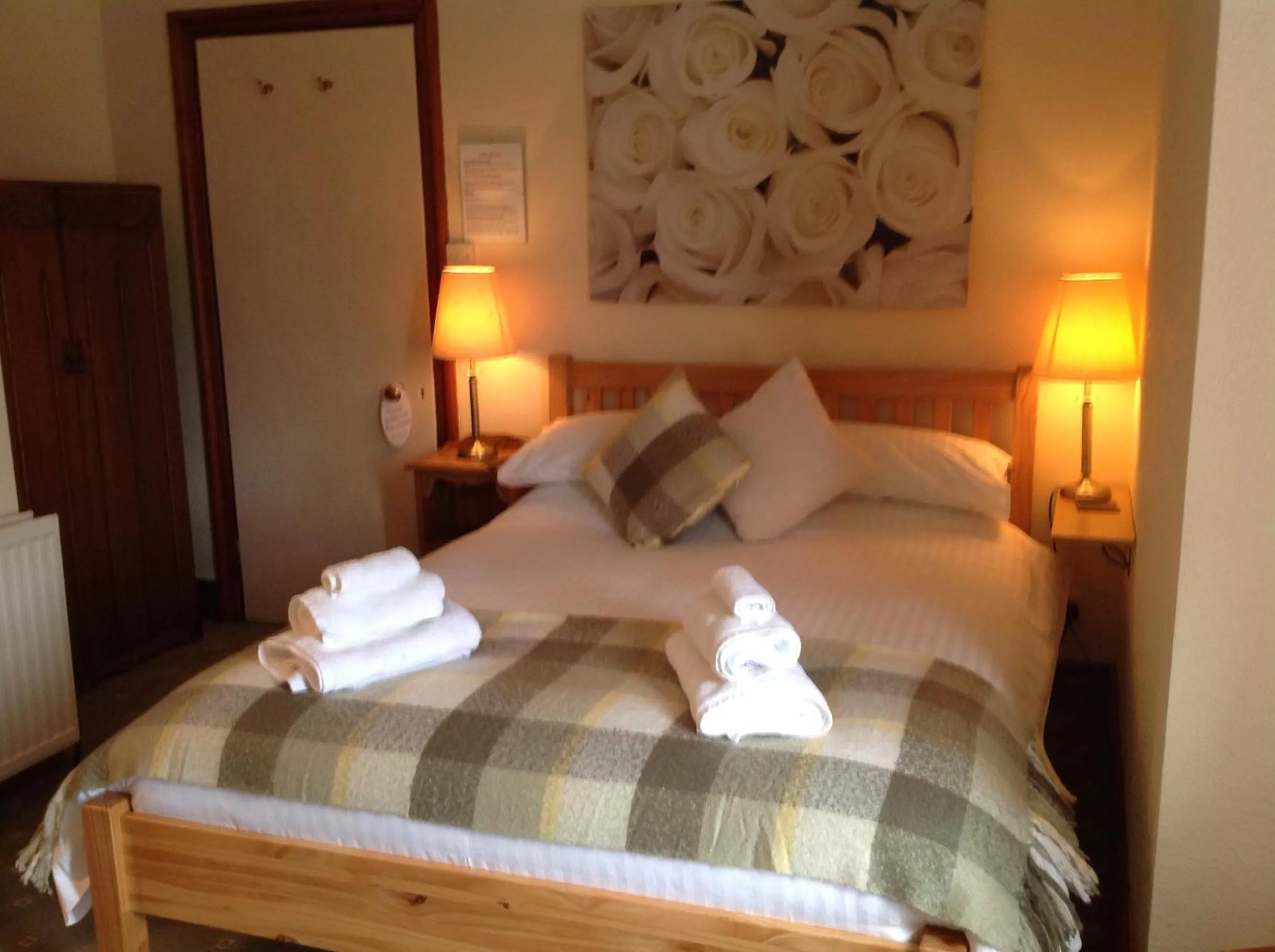 Bedroom, Bed in 3 Cambridge Villas