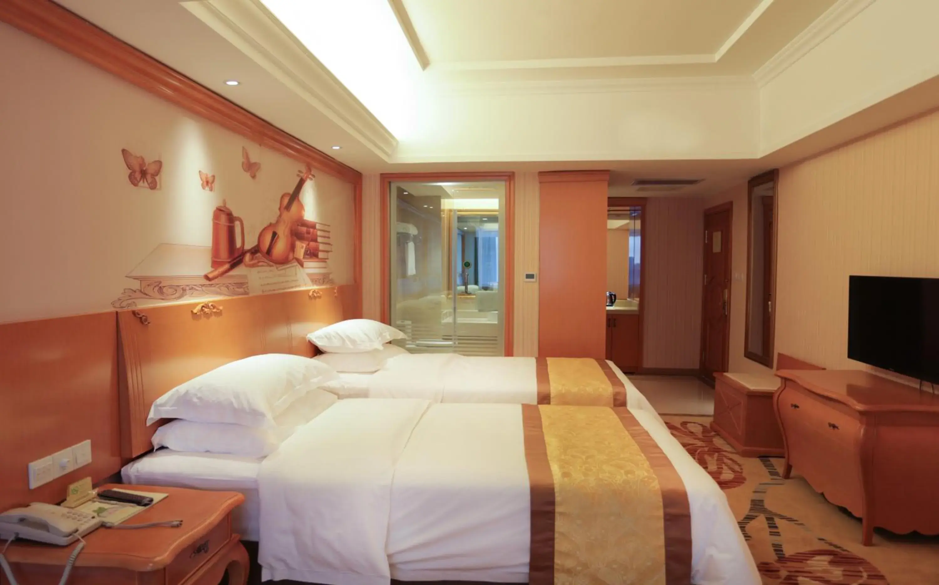 Photo of the whole room in Vienna Hotel Xi'an Bell Tower Photo of the whole room in Vienna Hotel Xi'an Bell Tower