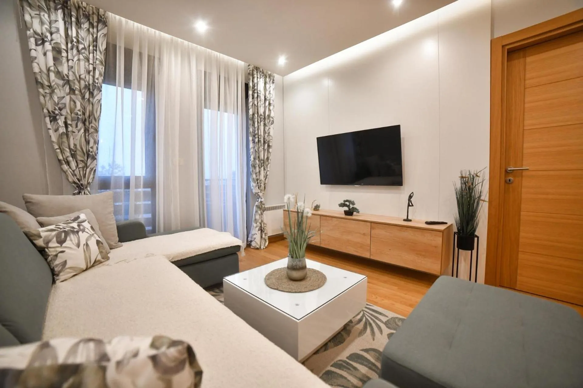 TV and multimedia, Bed in Balkan Hill Zlatibor