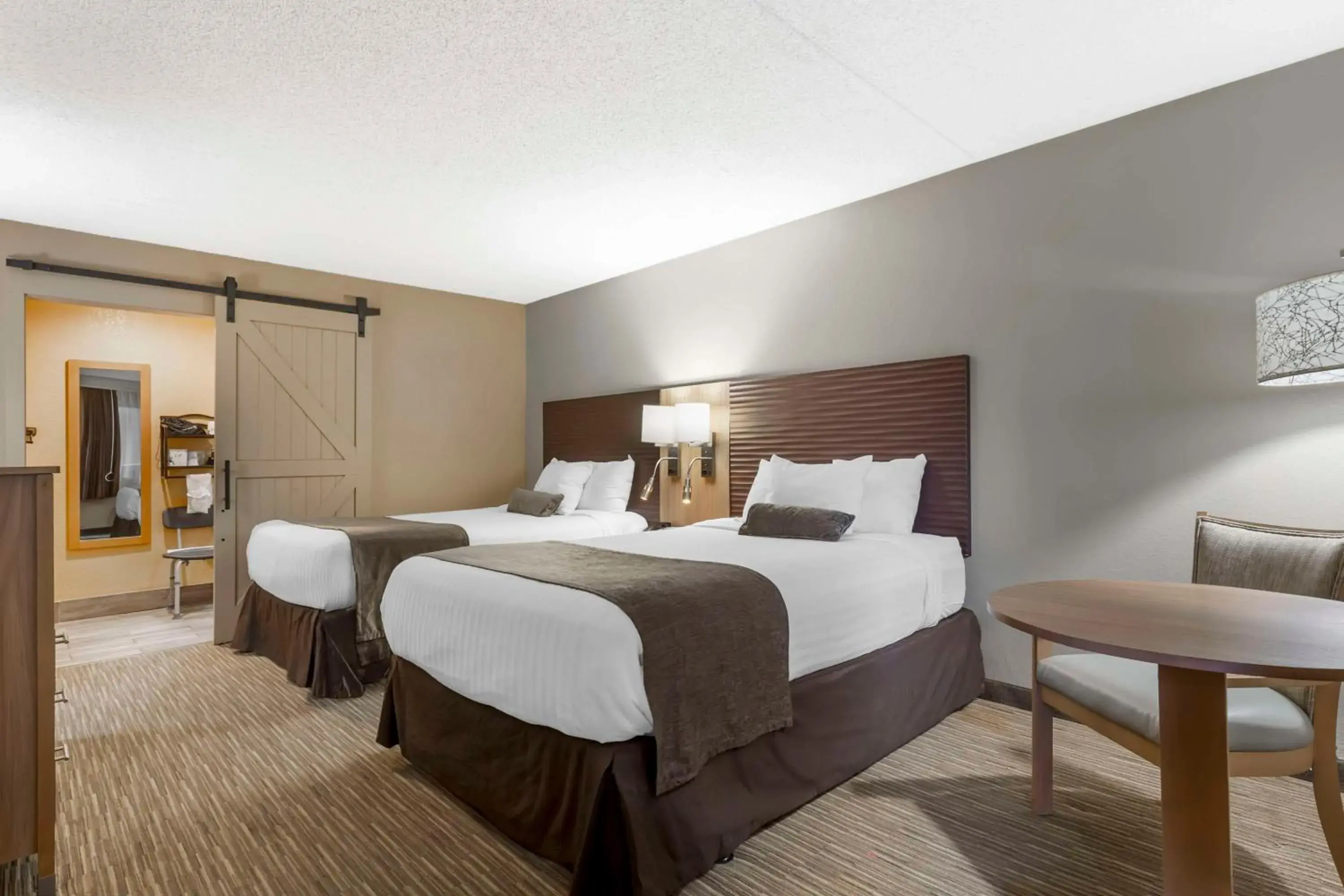 Bedroom, Bed in Best Western Plus Landing View Inn & Suites Bedroom, Bed in Best Western Plus Landing View Inn & Suites