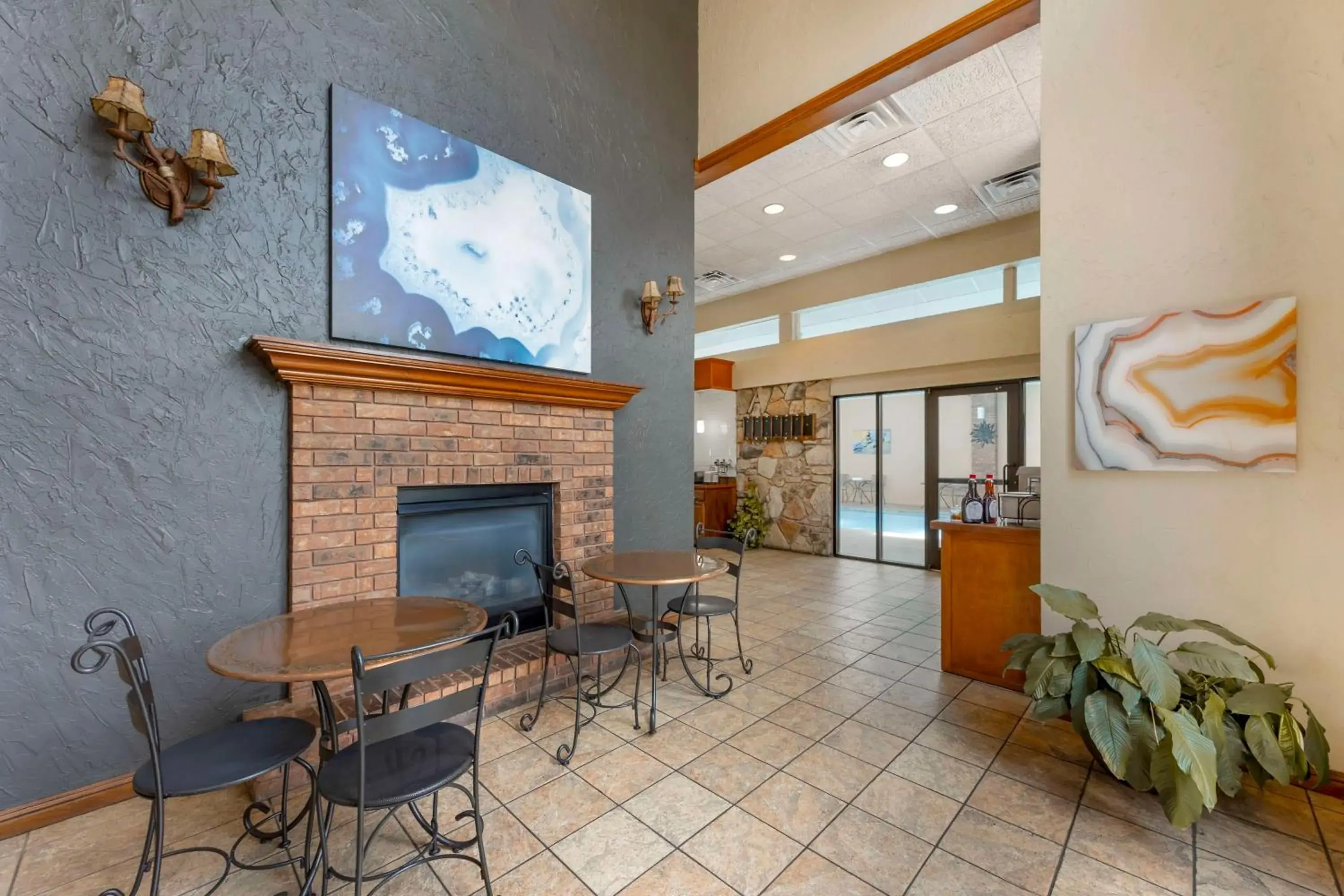 Breakfast in Best Western Plus Landing View Inn & Suites Breakfast in Best Western Plus Landing View Inn & Suites