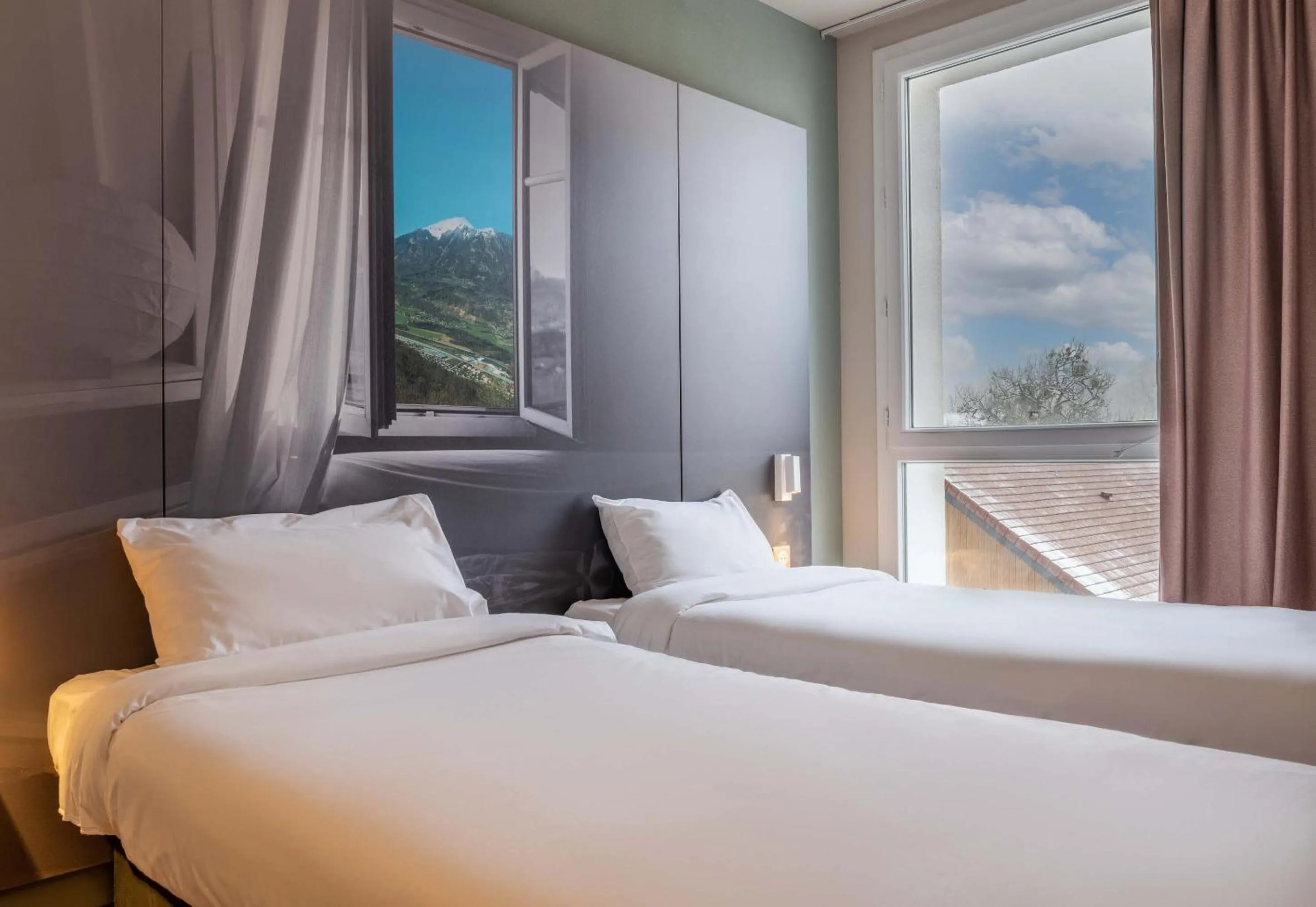 Bedroom, Bed in B&B HOTEL ANNEMASSE Saint-Cergues