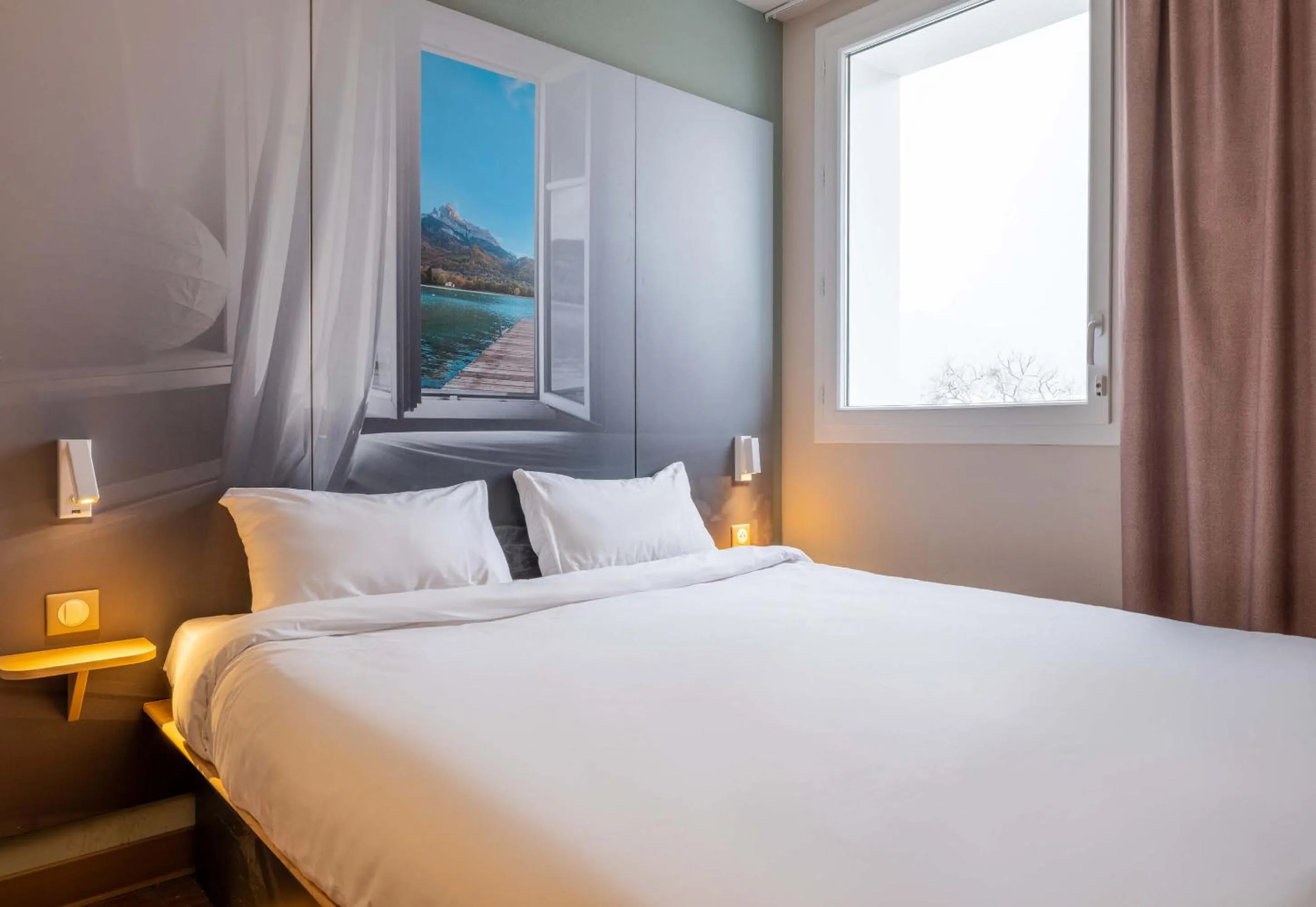 Bedroom, Bed in B&B HOTEL ANNEMASSE Saint-Cergues