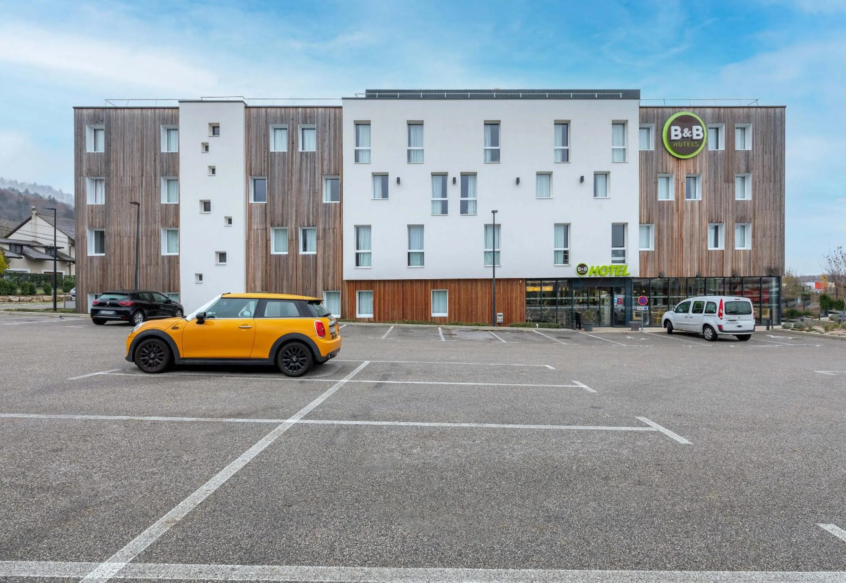 Property building in B&B HOTEL ANNEMASSE Saint-Cergues