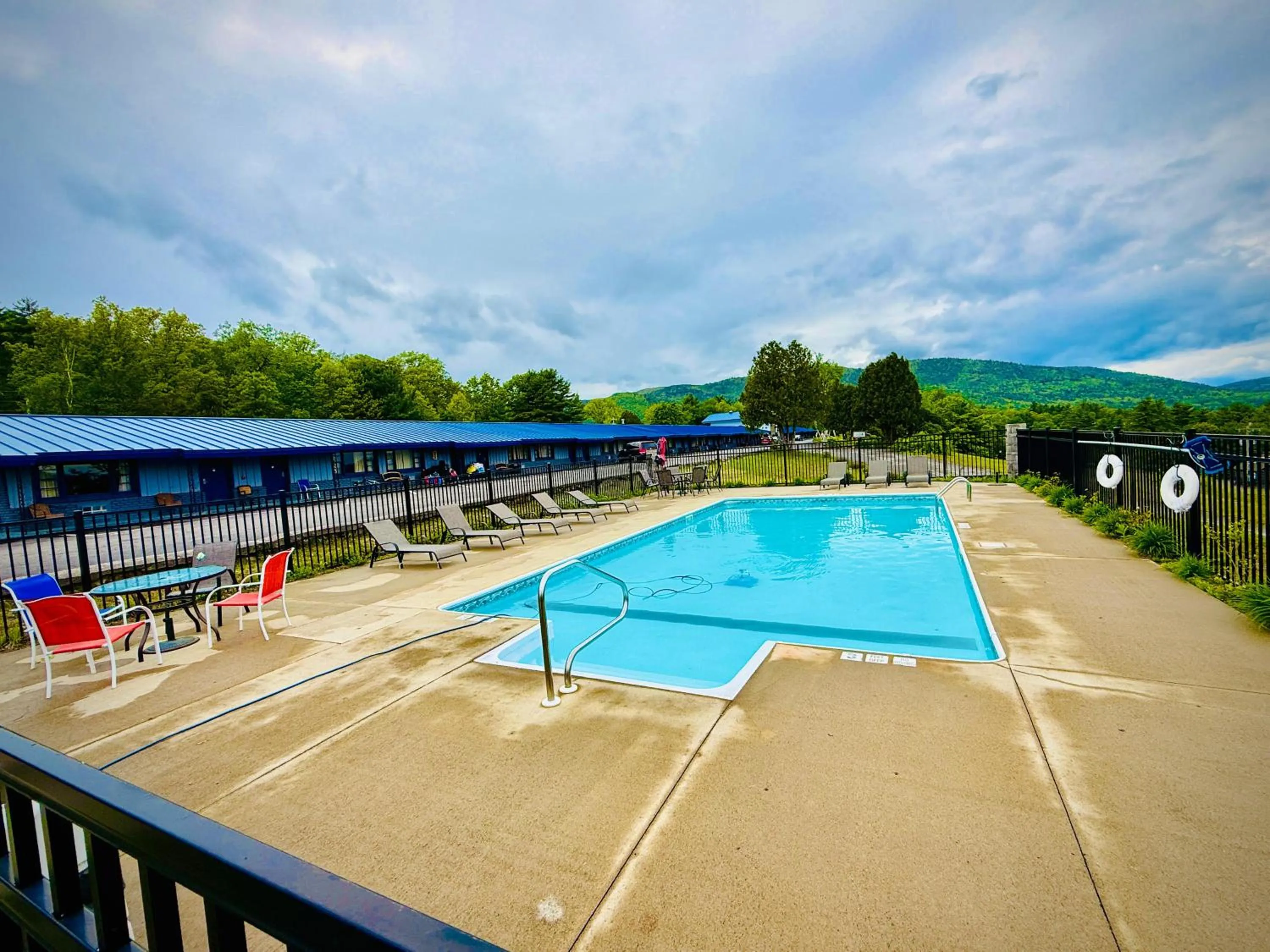 Travelodge by Wyndham Lake George NY