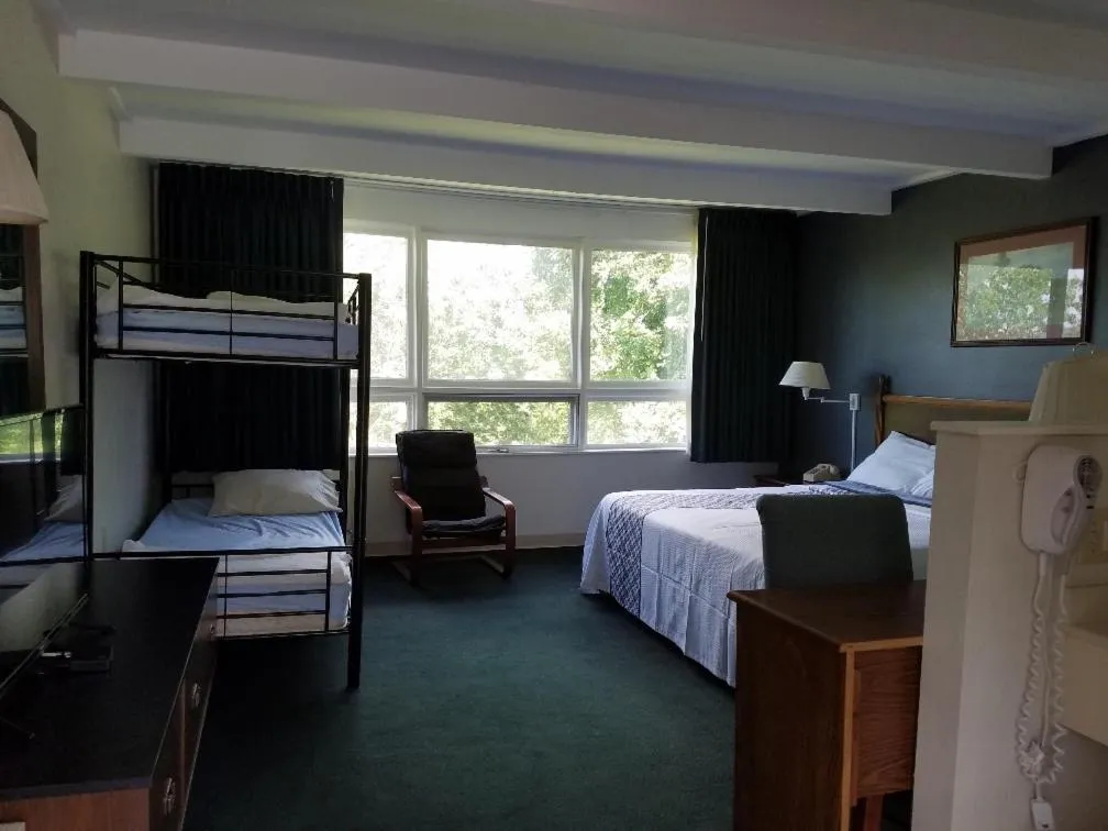 Bed in Travelodge by Wyndham Lake George NY