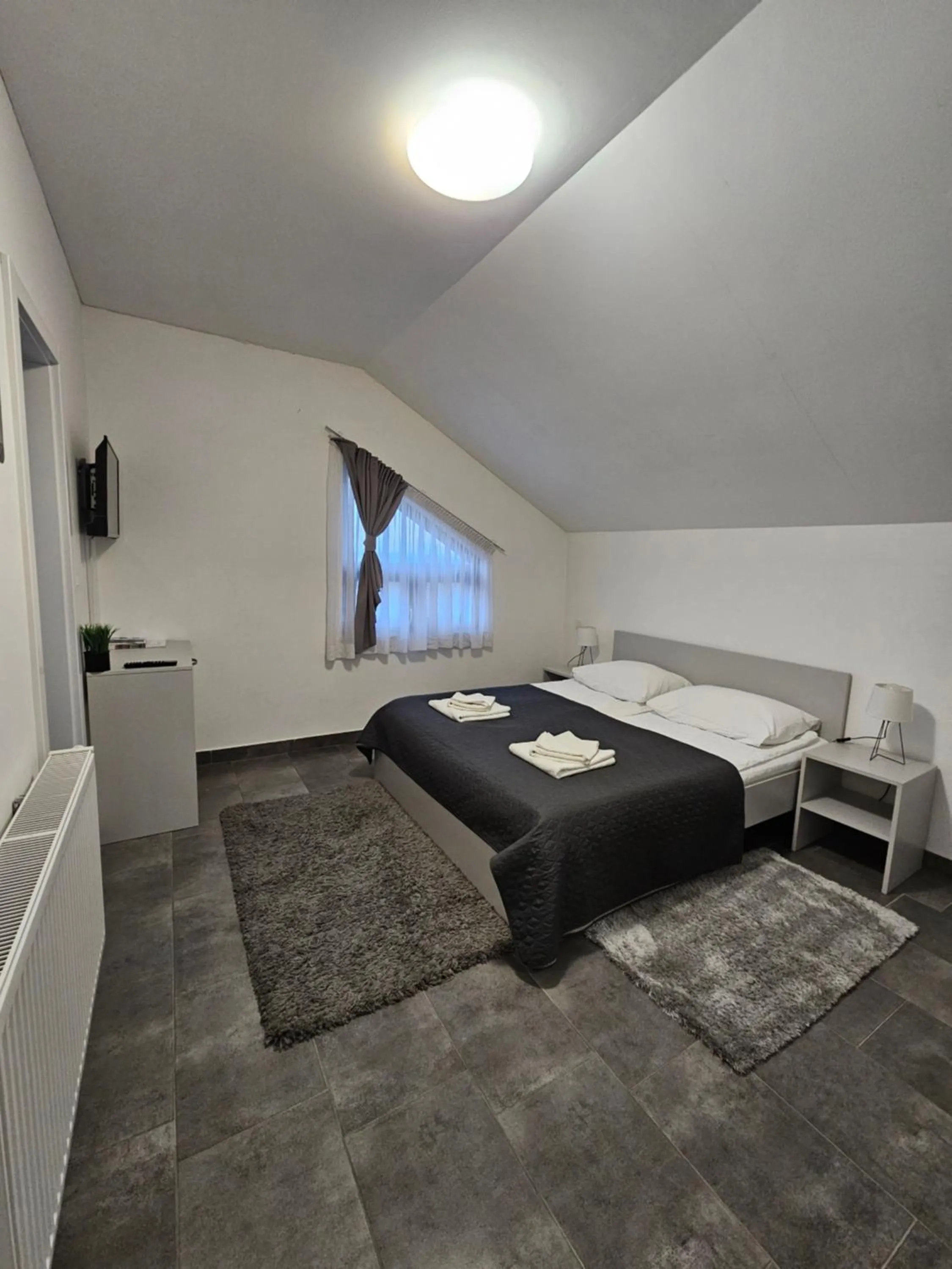 Bed in Filipovic rent a car & apartments