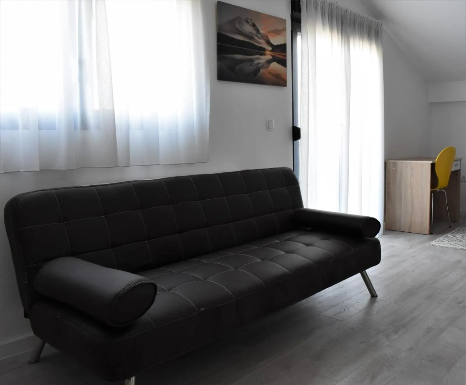 Living room in Filipovic rent a car & apartments