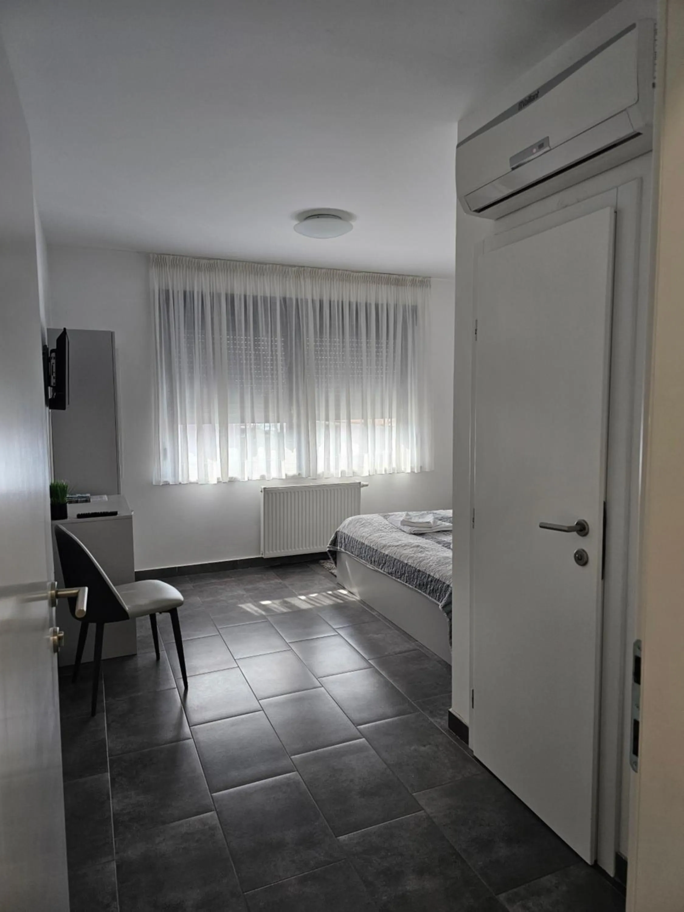 Bed in Filipovic rent a car & apartments