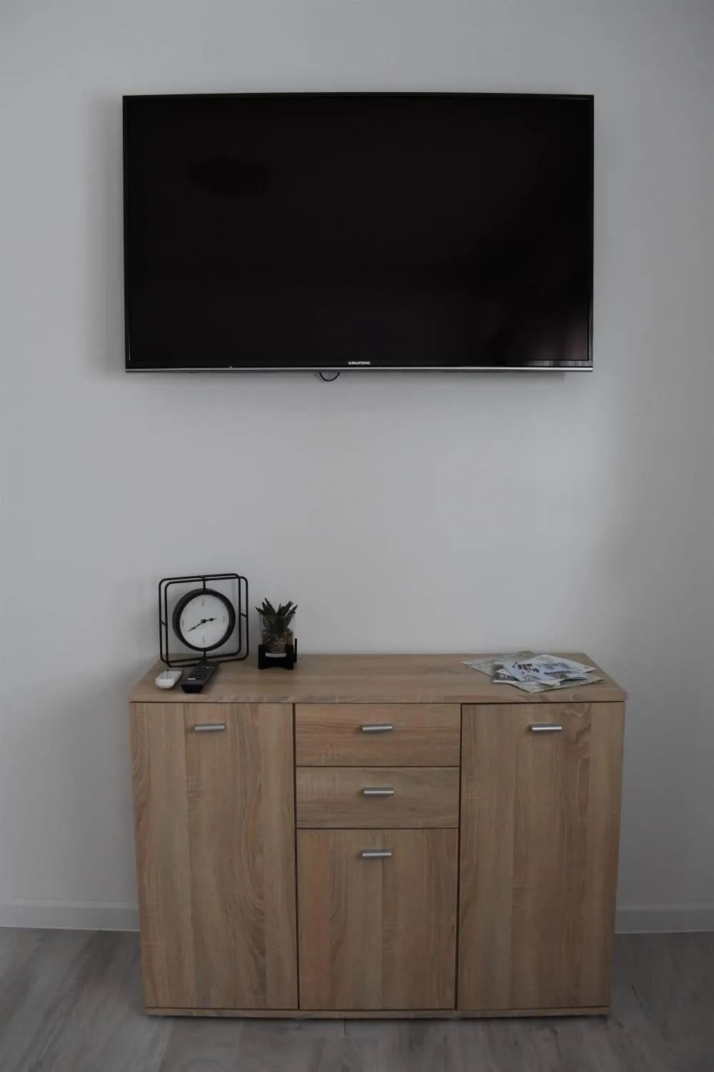 TV and multimedia in Filipovic rent a car & apartments