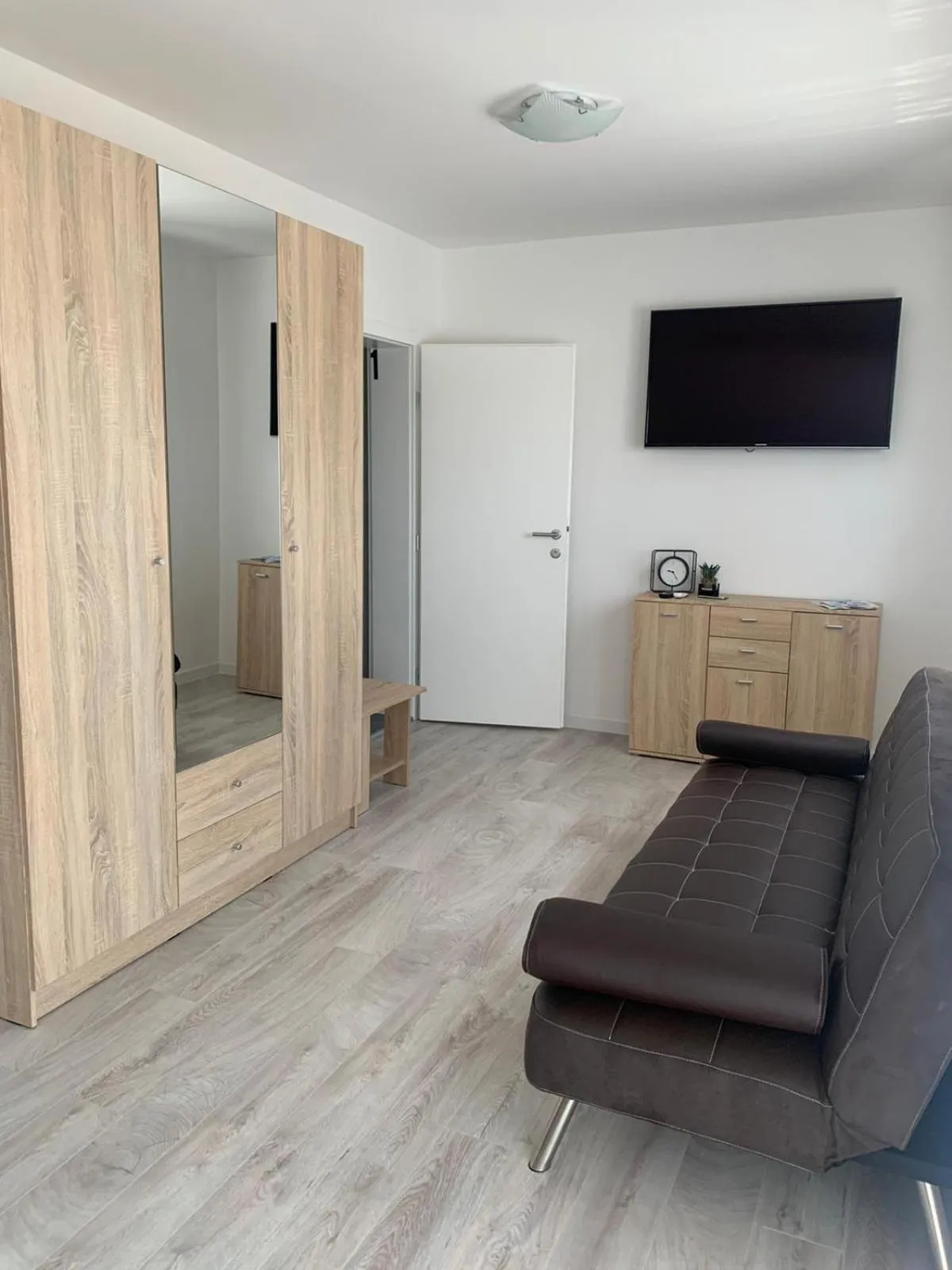 TV and multimedia in Filipovic rent a car & apartments