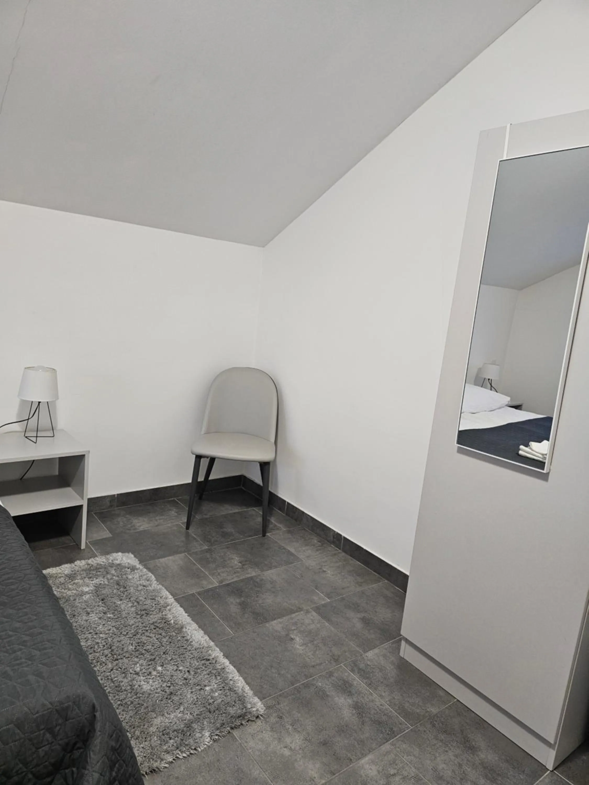 wardrobe in Filipovic rent a car & apartments