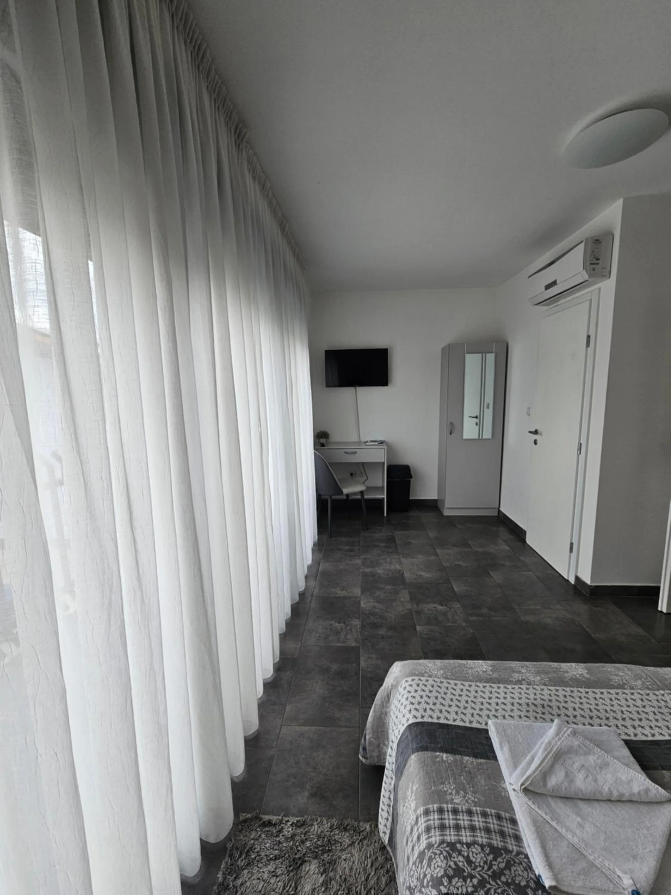 Bed in Filipovic rent a car & apartments