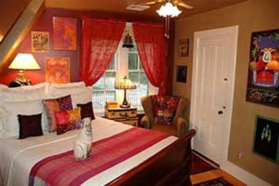 Bedroom in Red Elephant Inn Bed and Breakfast