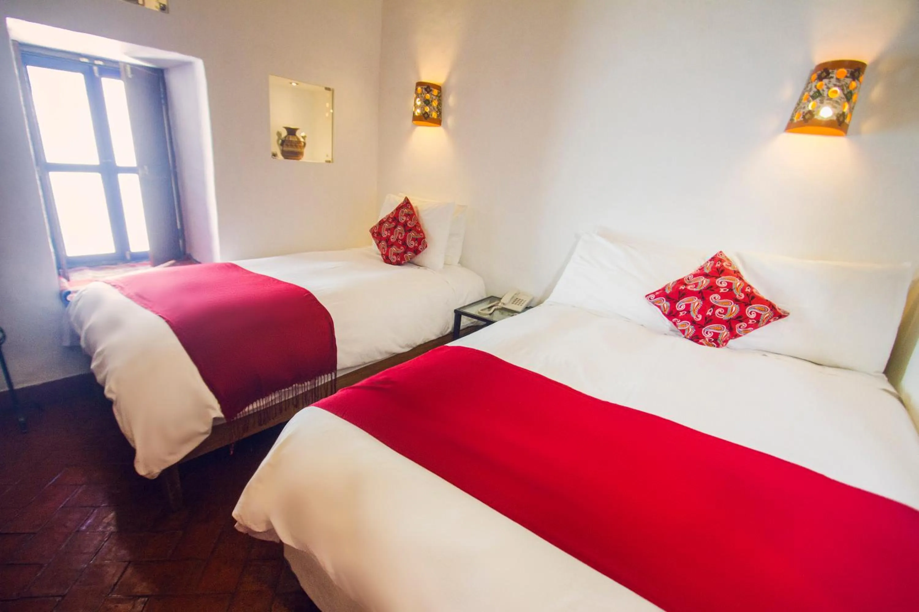 Bedroom, Bed in Rumi Wasi