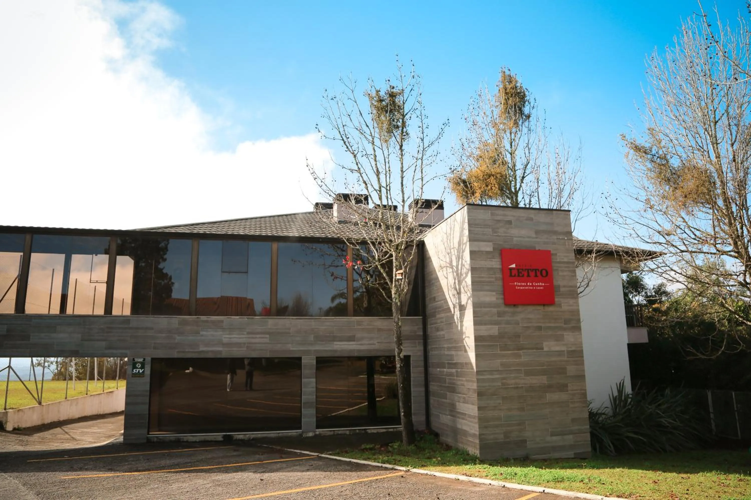 Property building in Letto Hotel Flores da Cunha