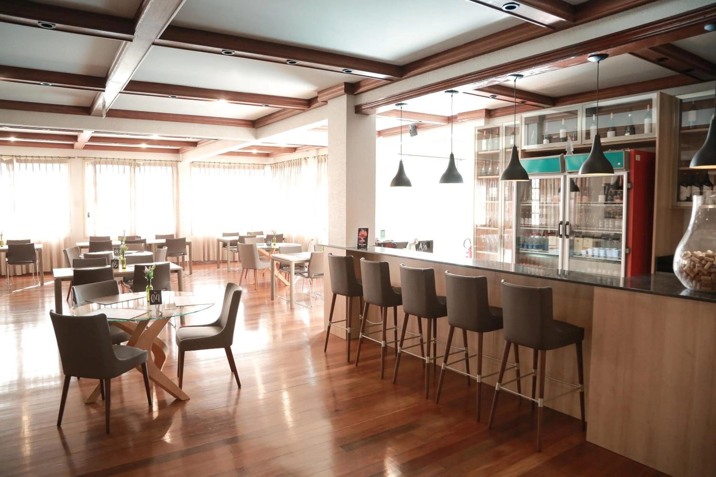 Restaurant/places to eat in Letto Hotel Flores da Cunha