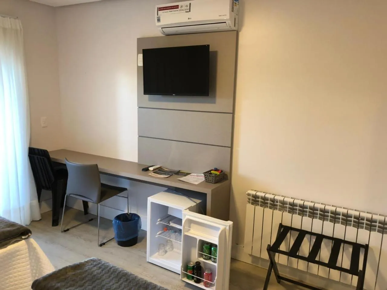 TV and multimedia in Letto Hotel Flores da Cunha