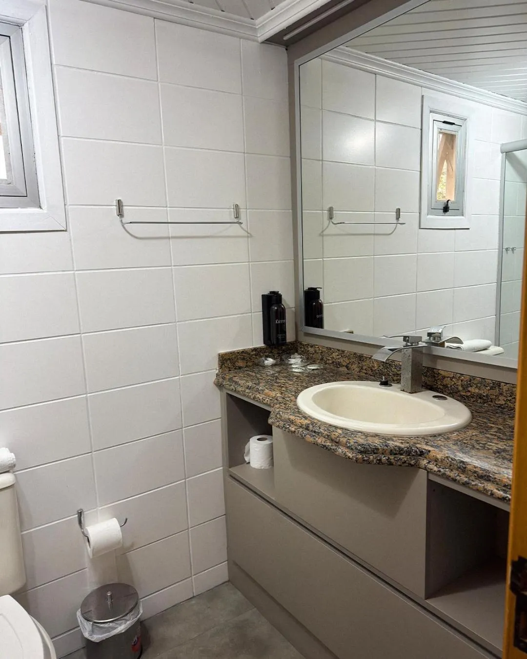 Bathroom in Letto Hotel Flores da Cunha