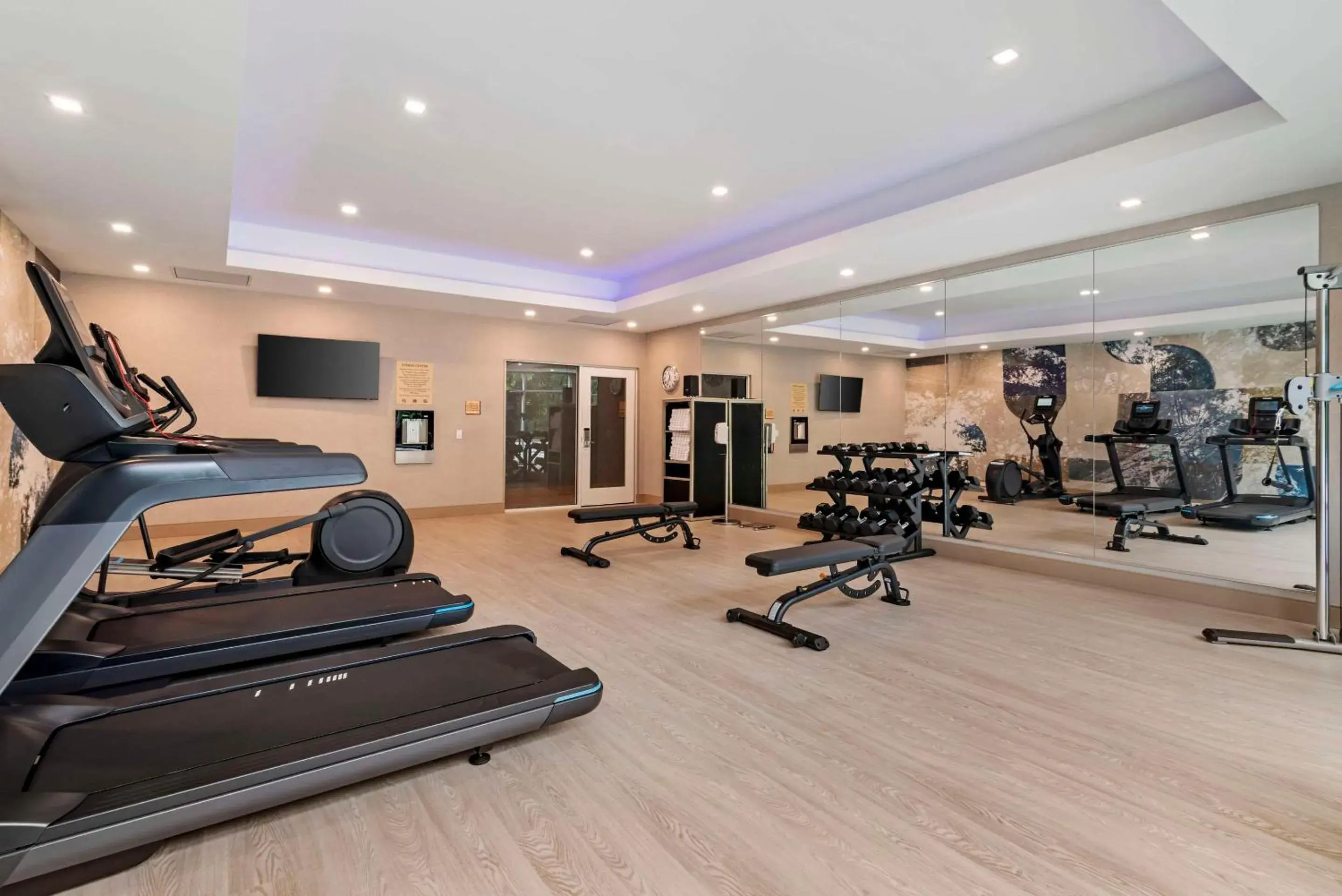 Fitness centre/facilities in Cambria Hotel North Conway Fitness centre/facilities in Cambria Hotel North Conway