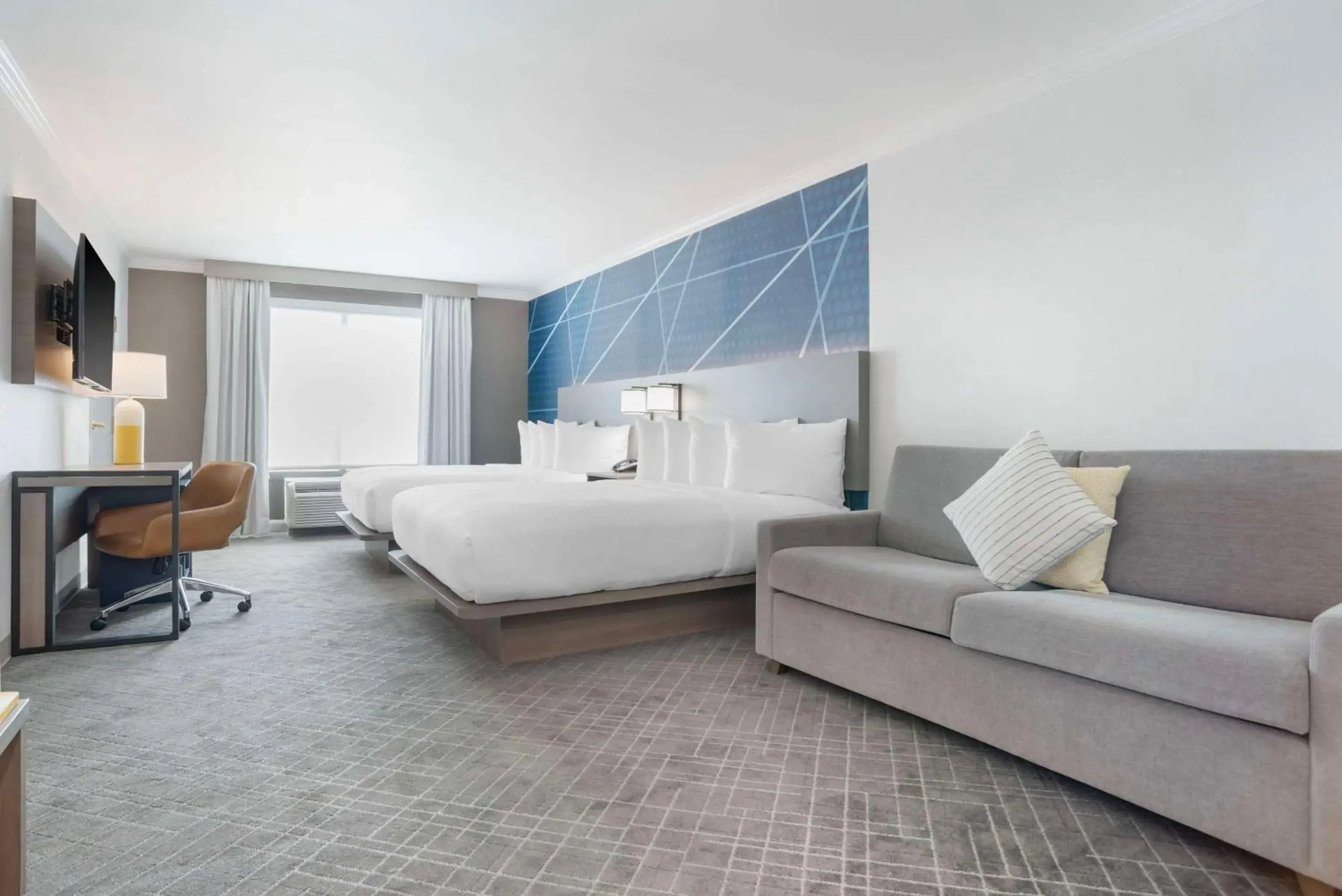 Bedroom, Bed in Comfort Inn & Suites New Orleans Airport North Bedroom, Bed in Comfort Inn & Suites New Orleans Airport North